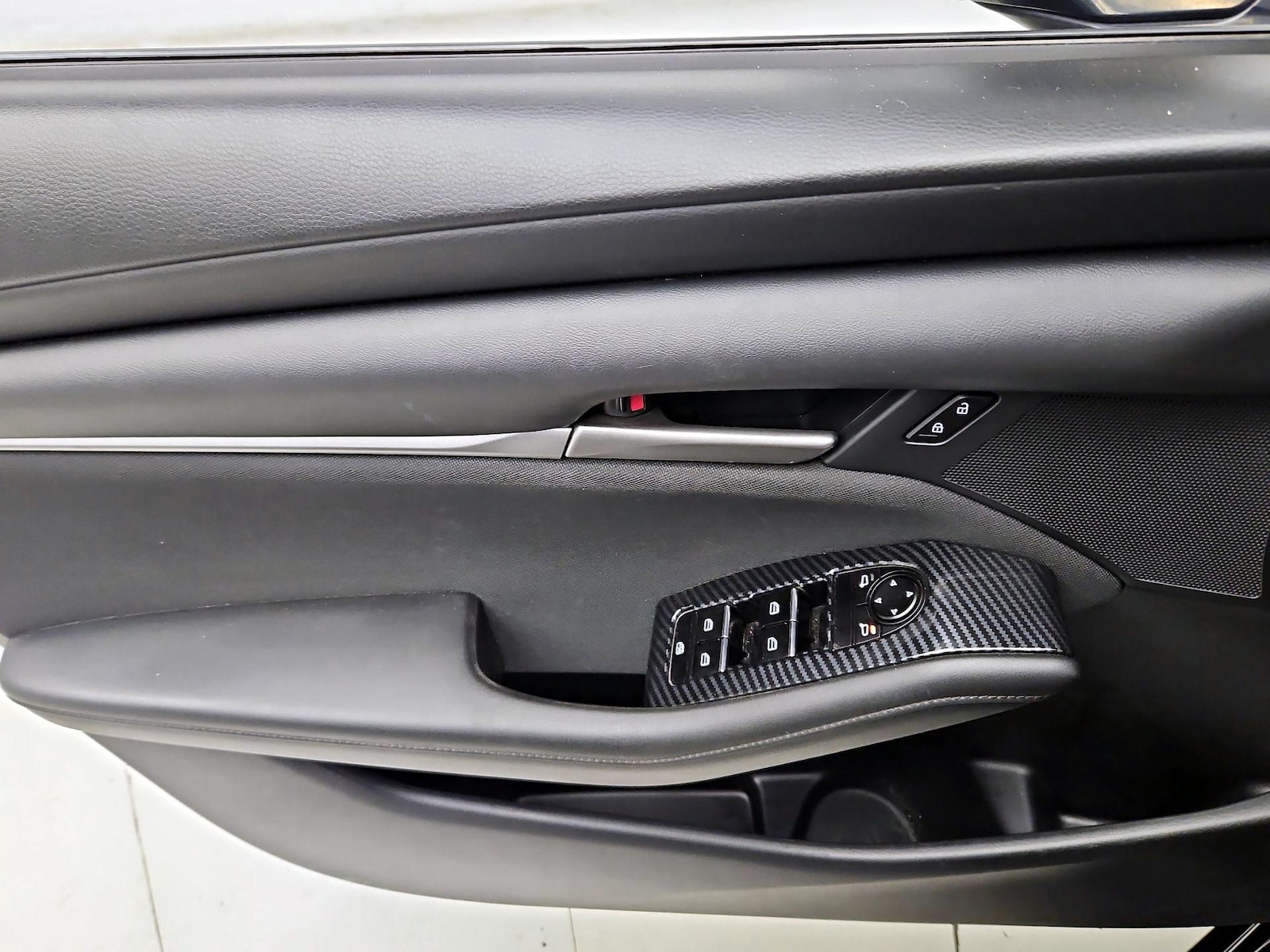 2021 Mazda Mazda3 S - Photo 13