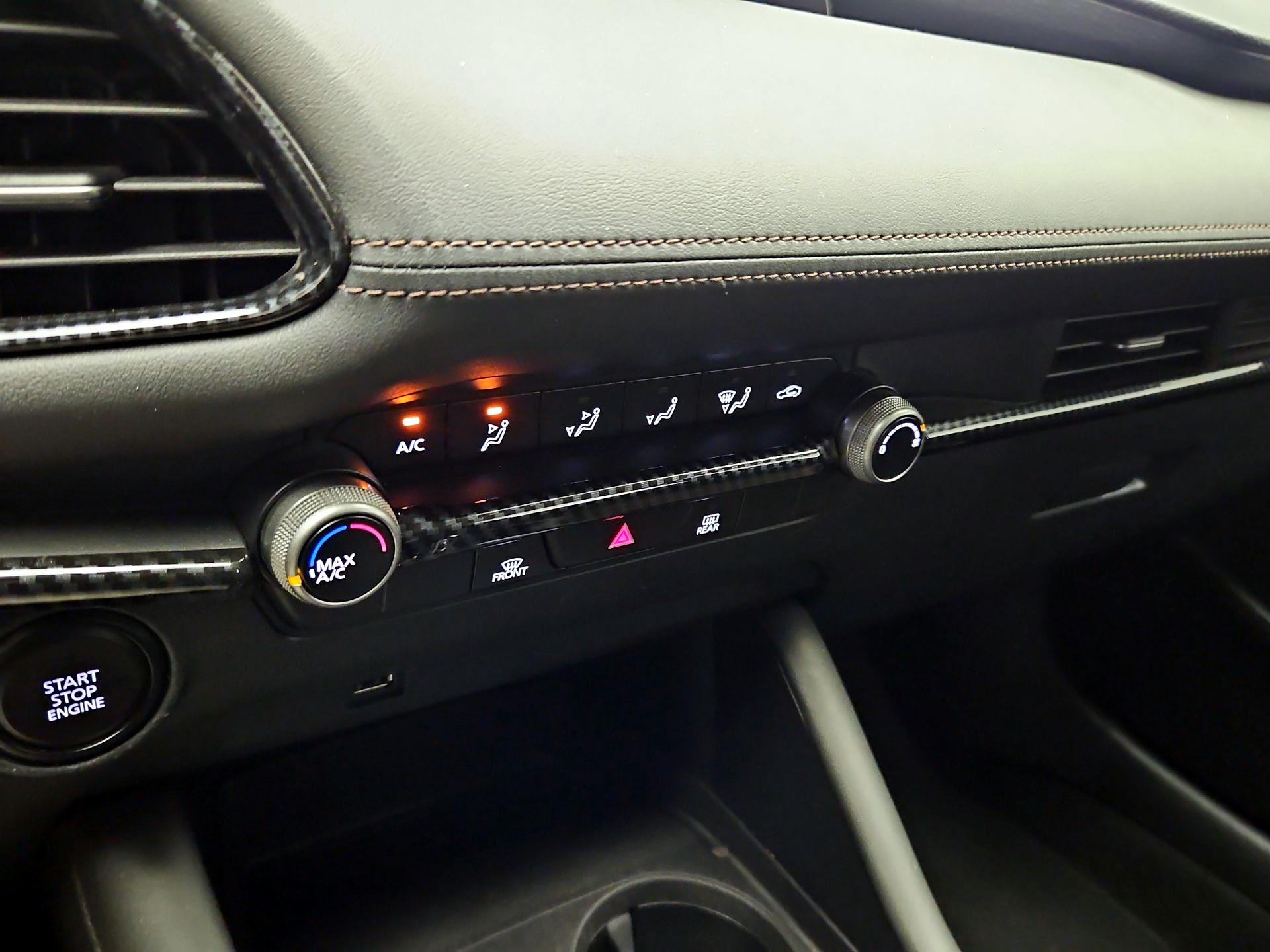 Thumbnail: 2021 Mazda Mazda3 - 16