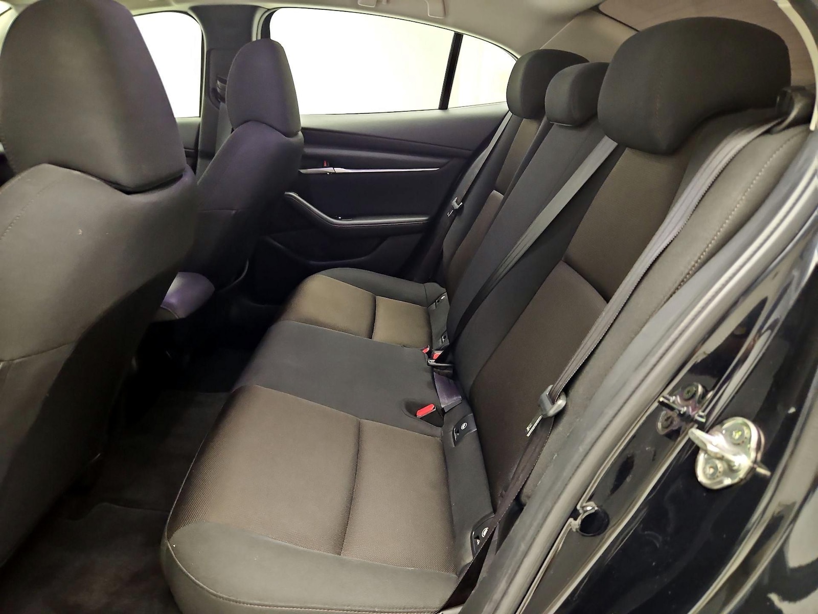 2021 Mazda Mazda3 S - Photo 20