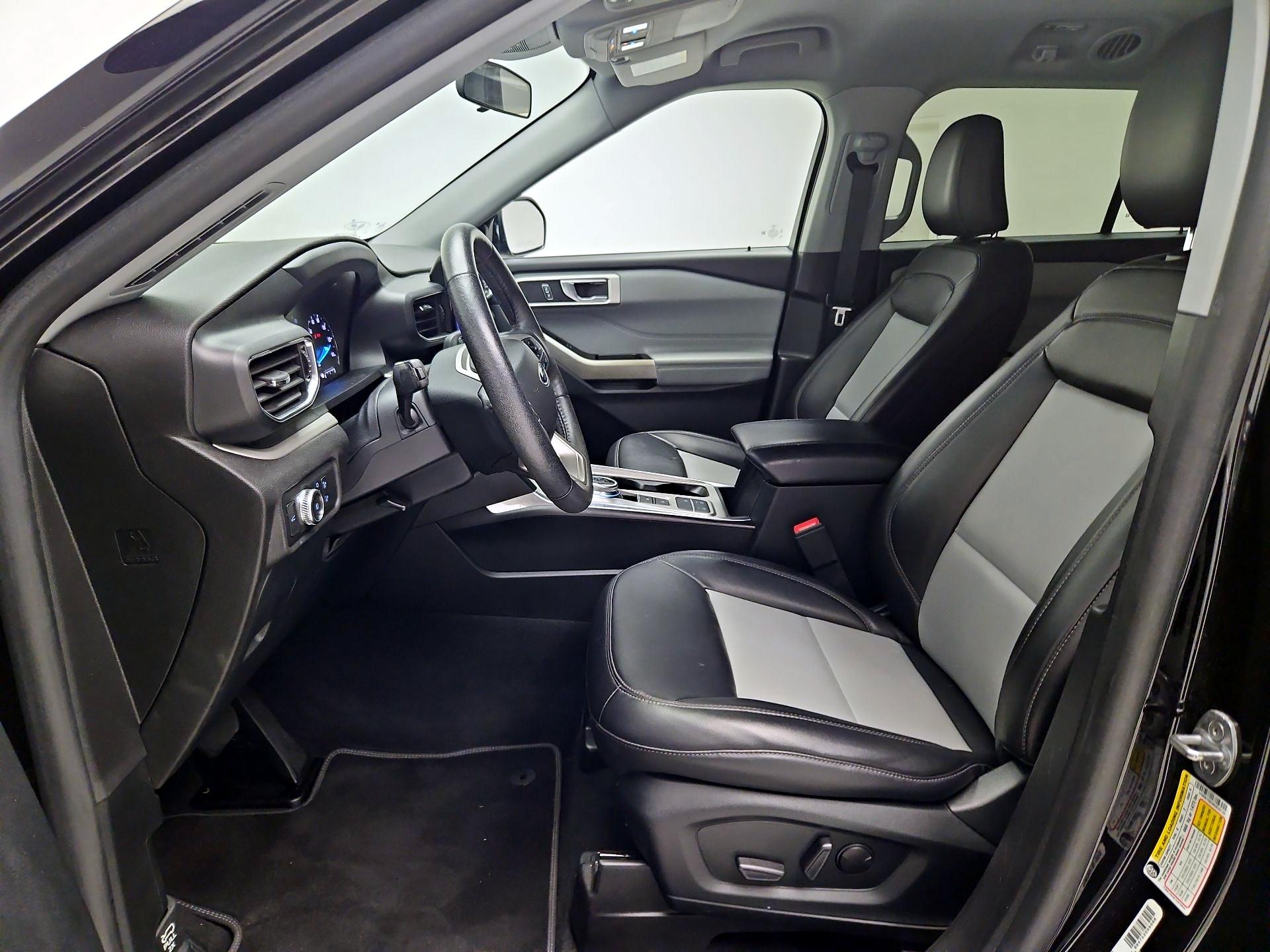 Thumbnail: 2022 Ford Explorer - 11