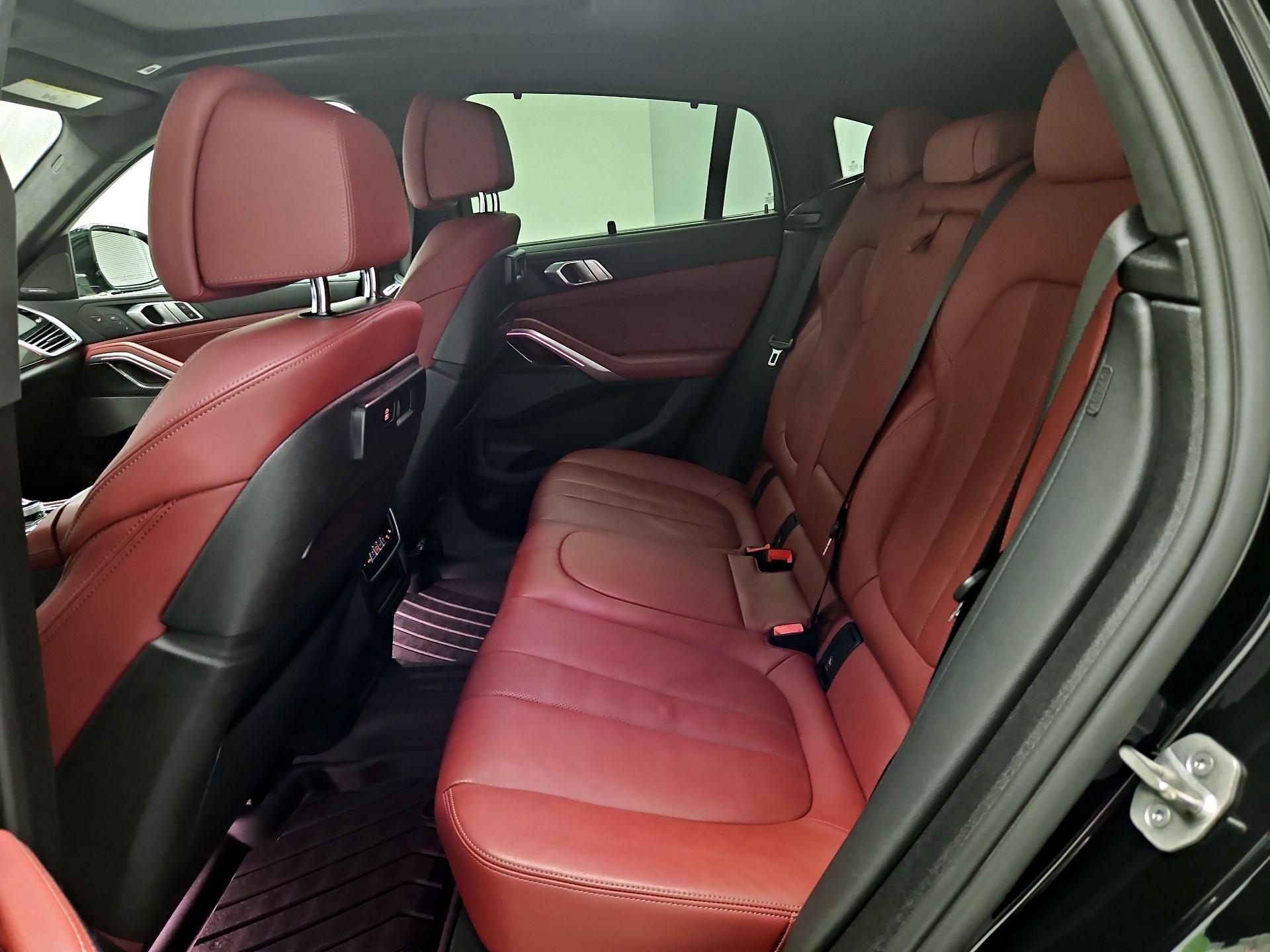 Thumbnail: 2022 BMW X6 - 18