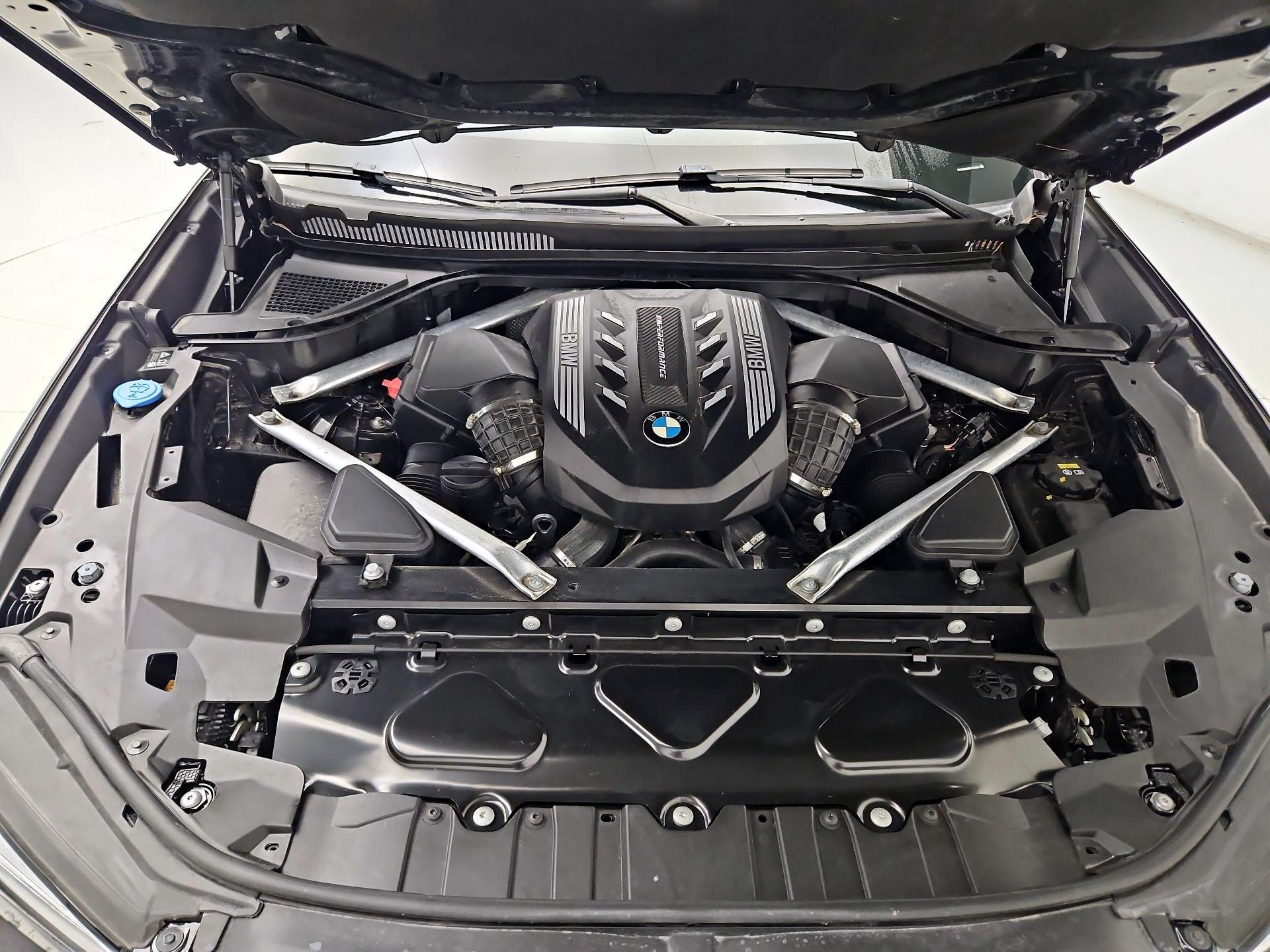Thumbnail: 2022 BMW X6 - 20