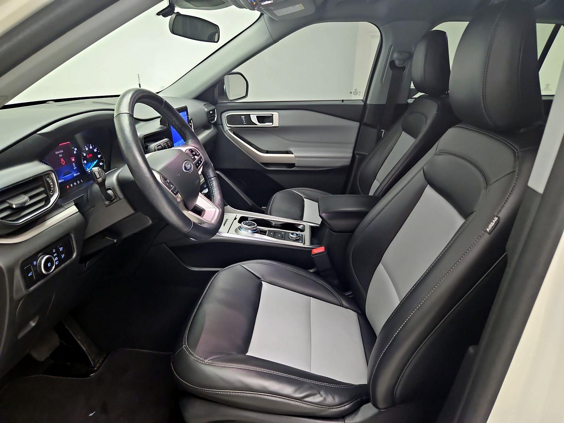 Thumbnail: 2023 Ford Explorer - 11