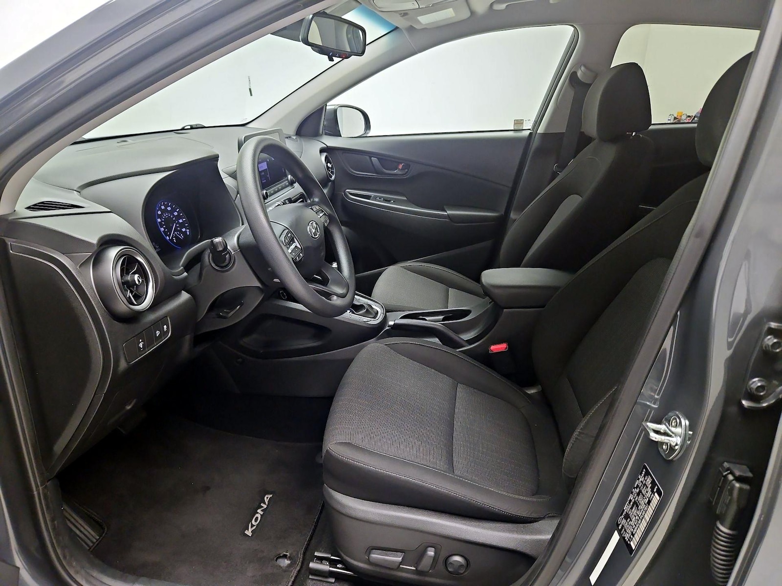 2023 Hyundai Kona SEL - Photo 12