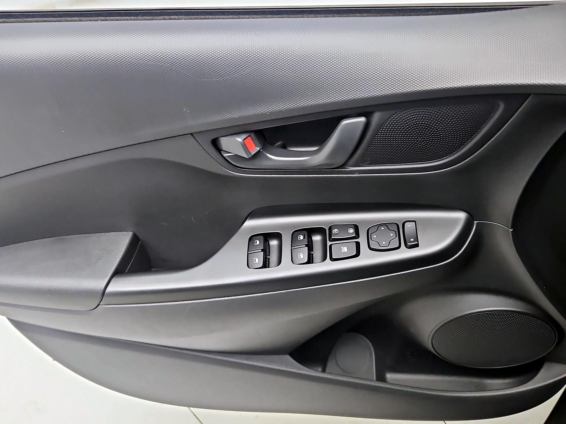 Thumbnail: 2023 Hyundai Kona - 12