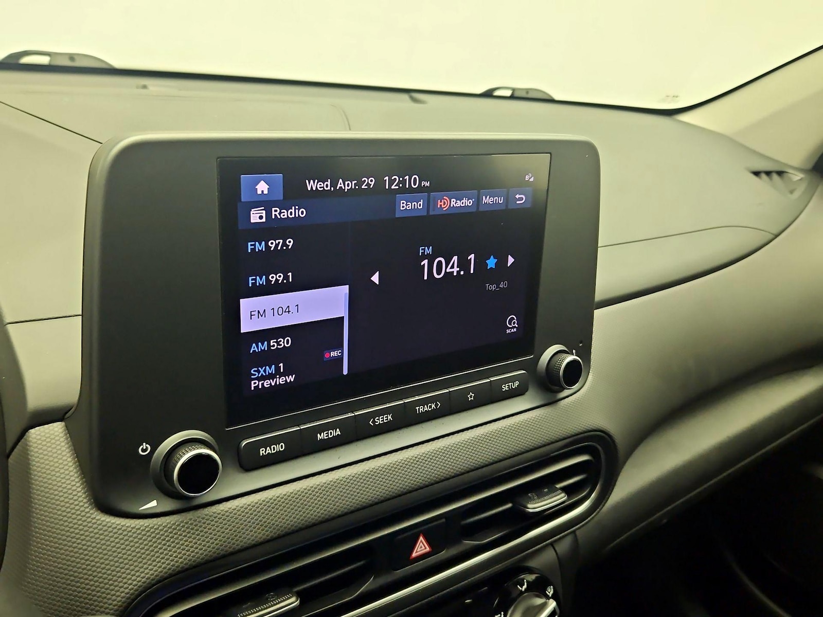 2023 Hyundai Kona SEL - Photo 16