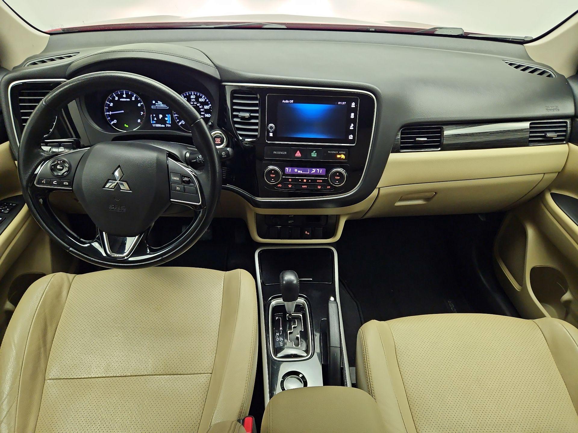 Thumbnail: 2018 Mitsubishi Outlander - 9