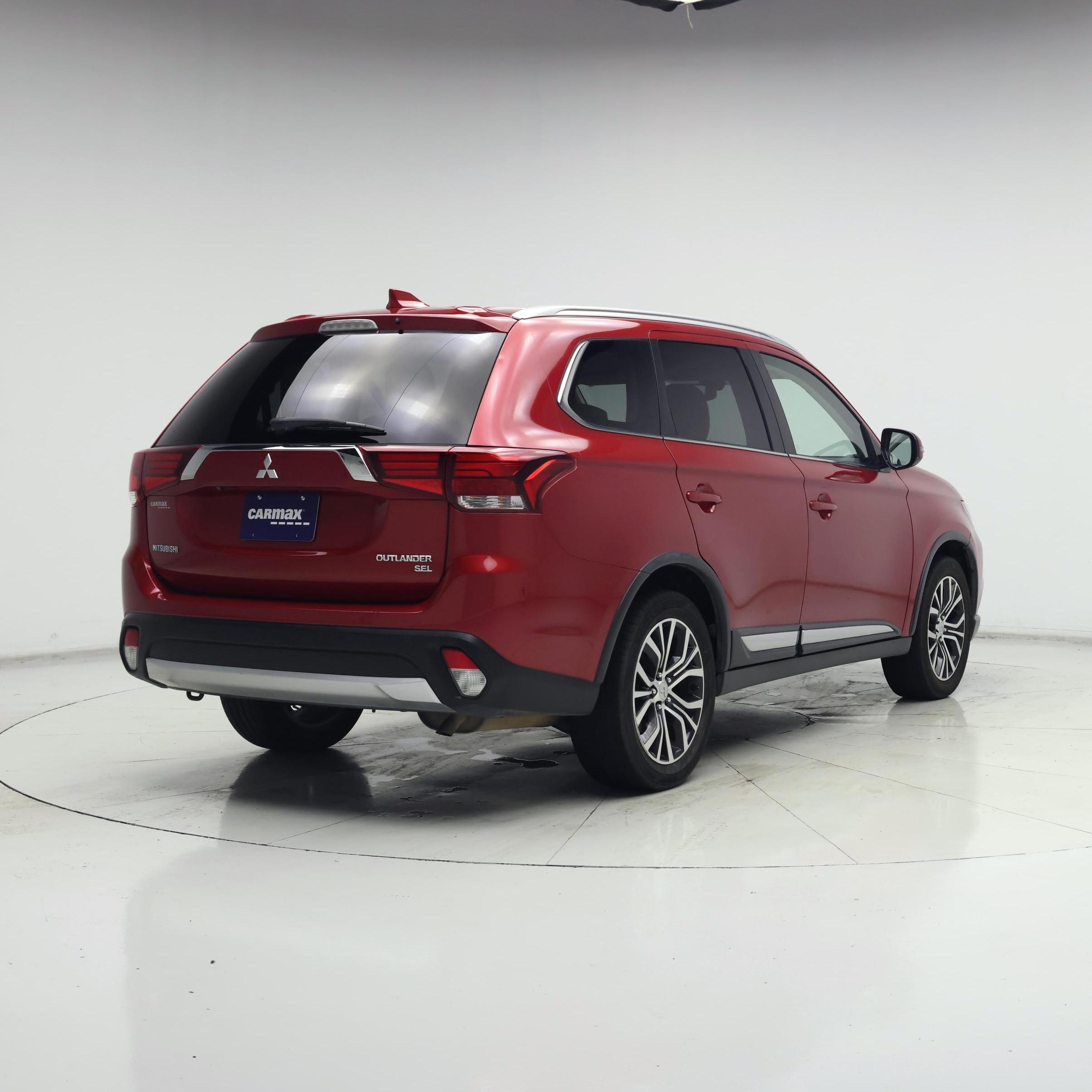 Thumbnail: 2018 Mitsubishi Outlander - 8