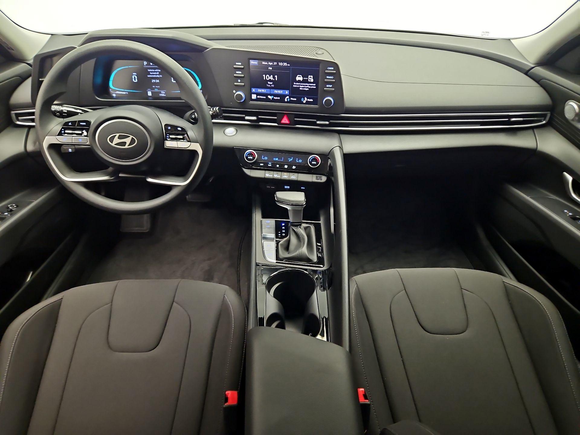 Thumbnail: 2025 Hyundai Elantra - 9