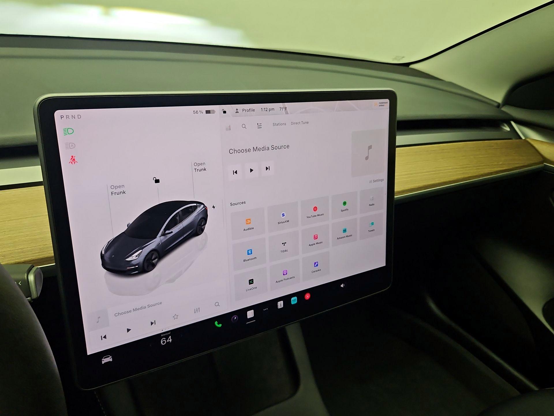 Thumbnail: 2023 Tesla Model 3 - 15