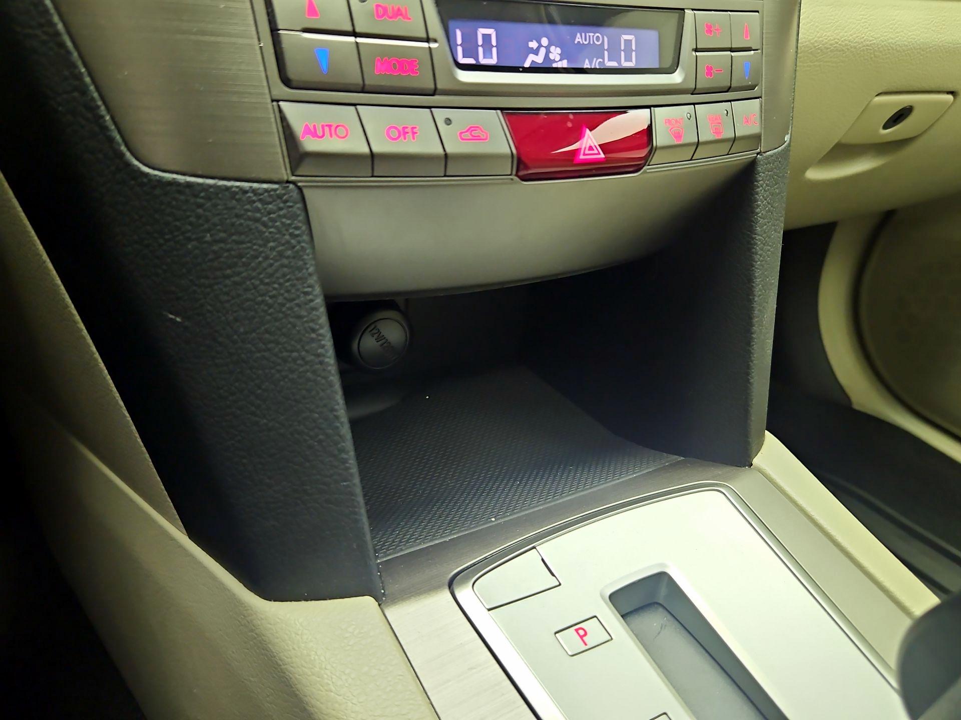 Thumbnail: 2014 Subaru Outback - 18