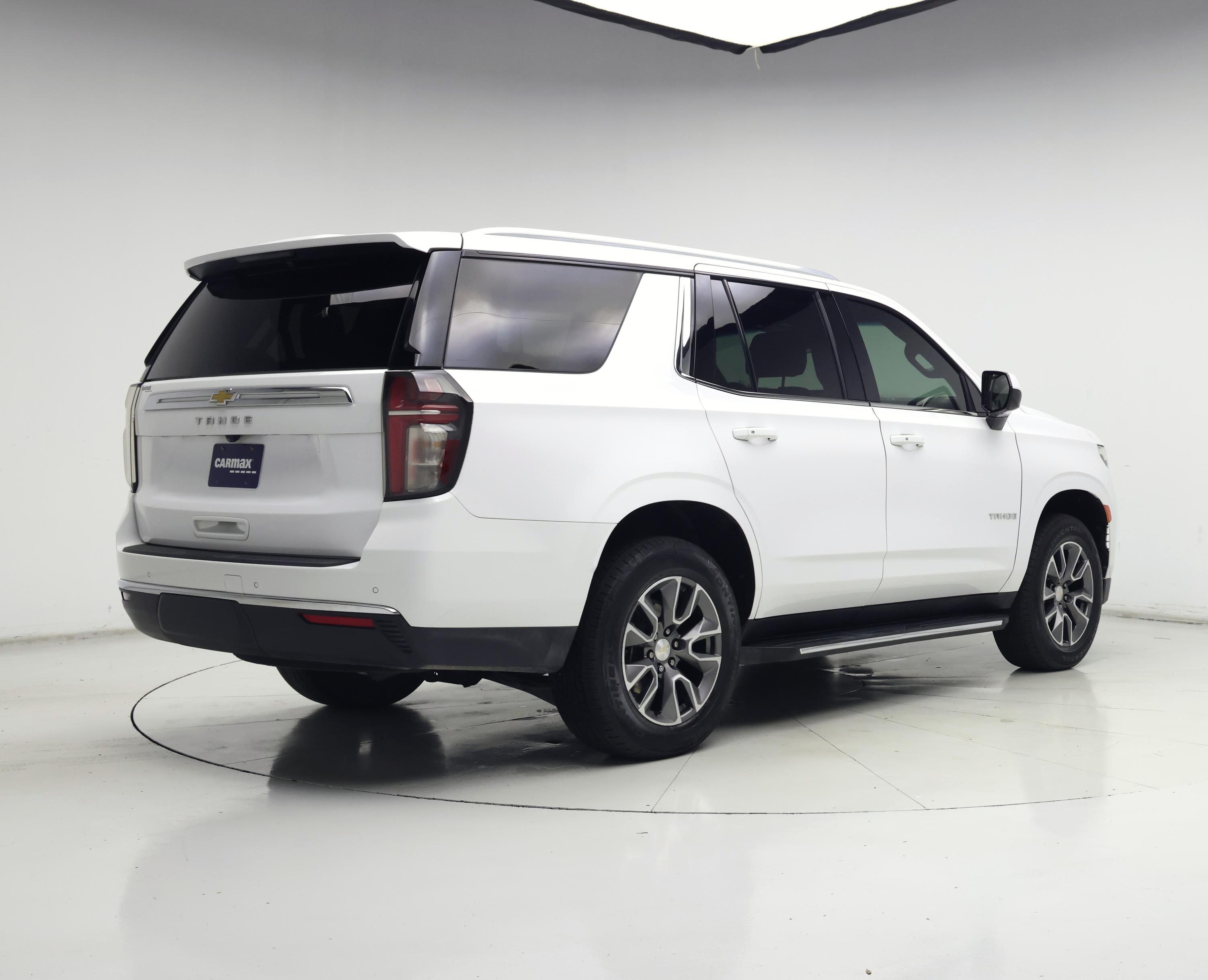 Thumbnail: 2024 Chevrolet Tahoe - 8