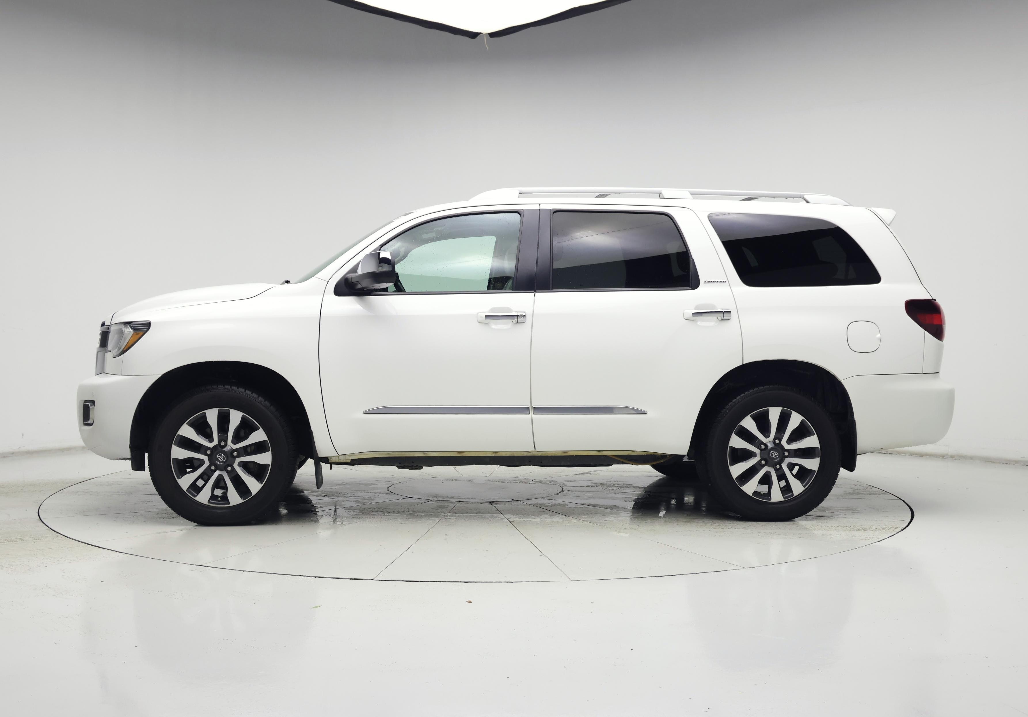 Thumbnail: 2020 Toyota Sequoia - 3