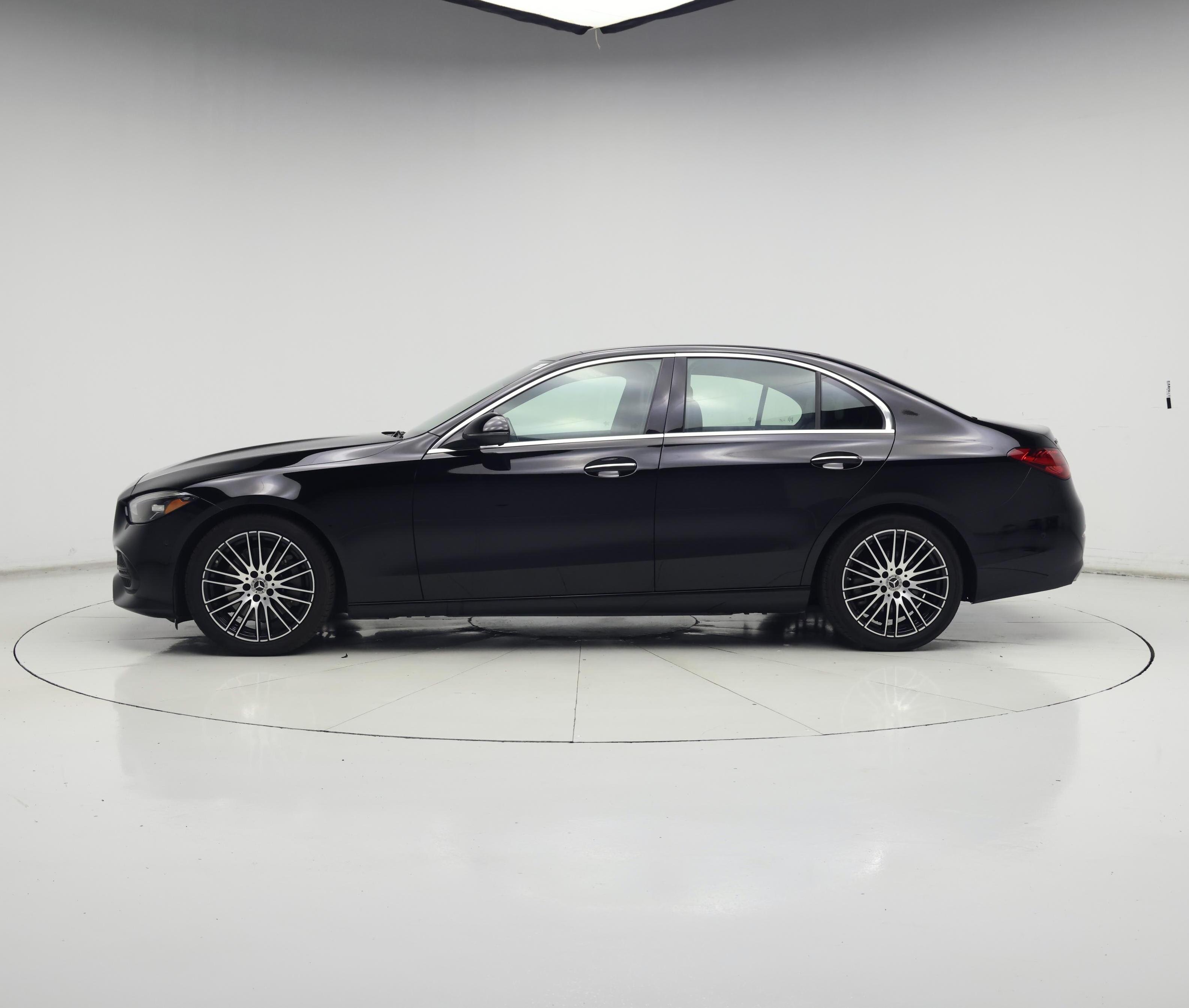 Thumbnail: 2024 Mercedes-Benz C-Class - 3