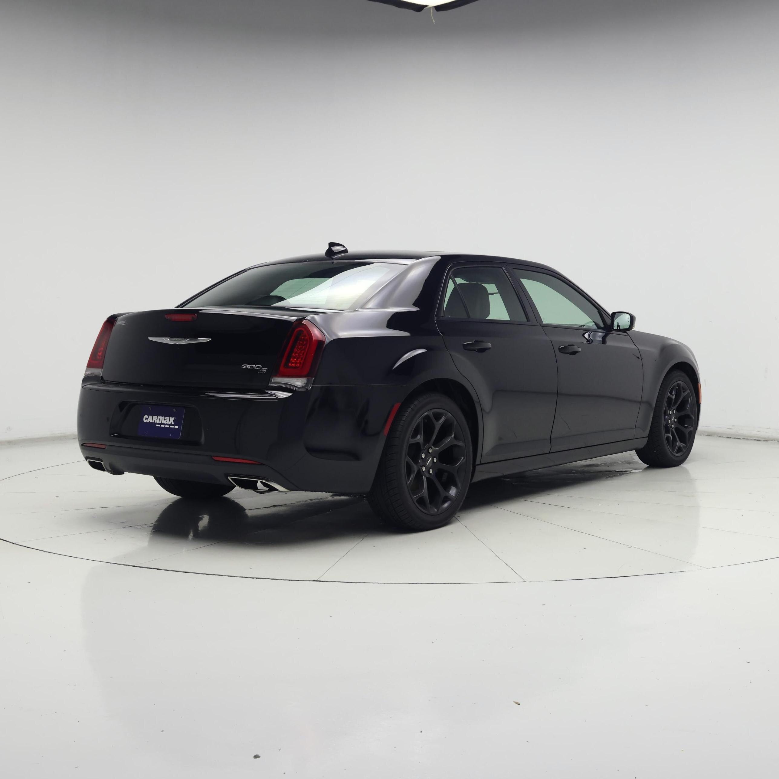 Thumbnail: 2019 Chrysler 300 - 8