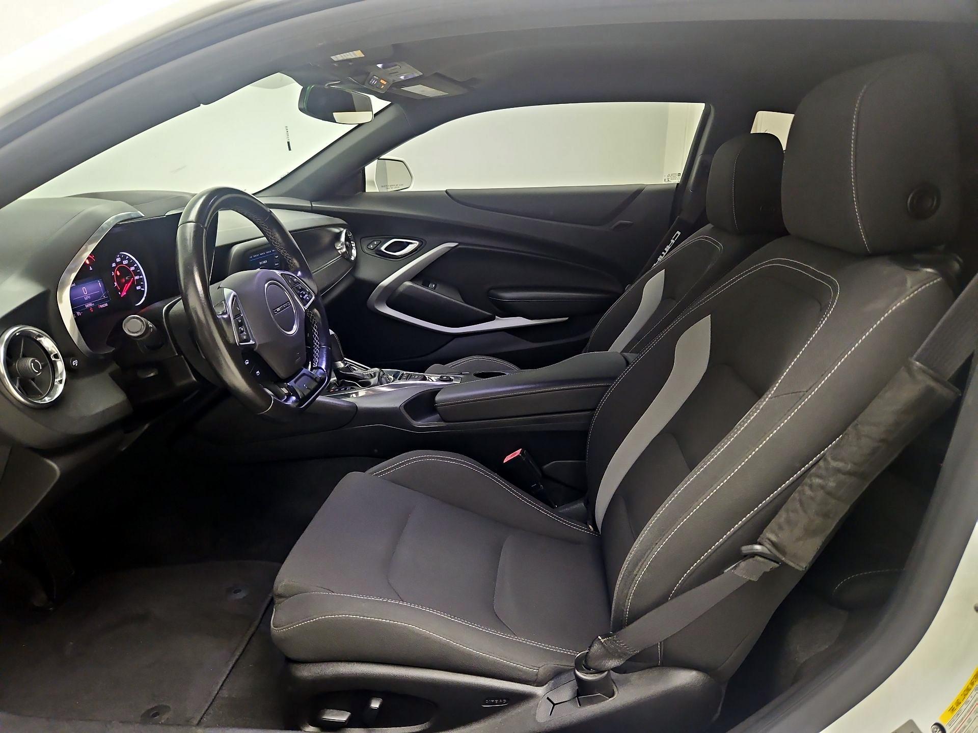 Thumbnail: 2019 Chevrolet Camaro - 11