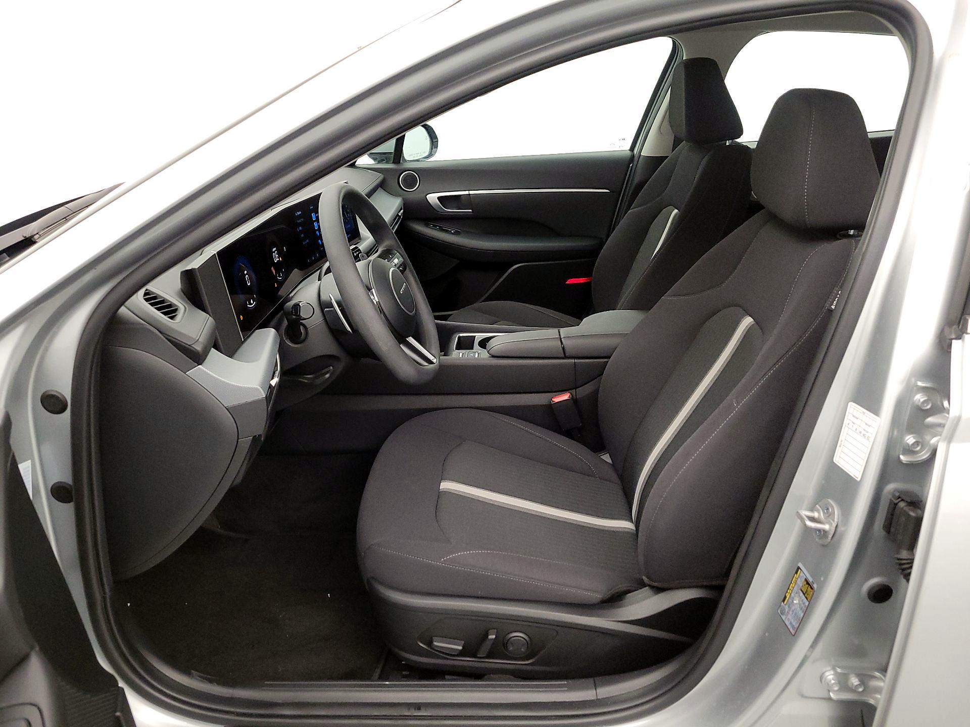 Thumbnail: 2025 Hyundai Sonata - 11