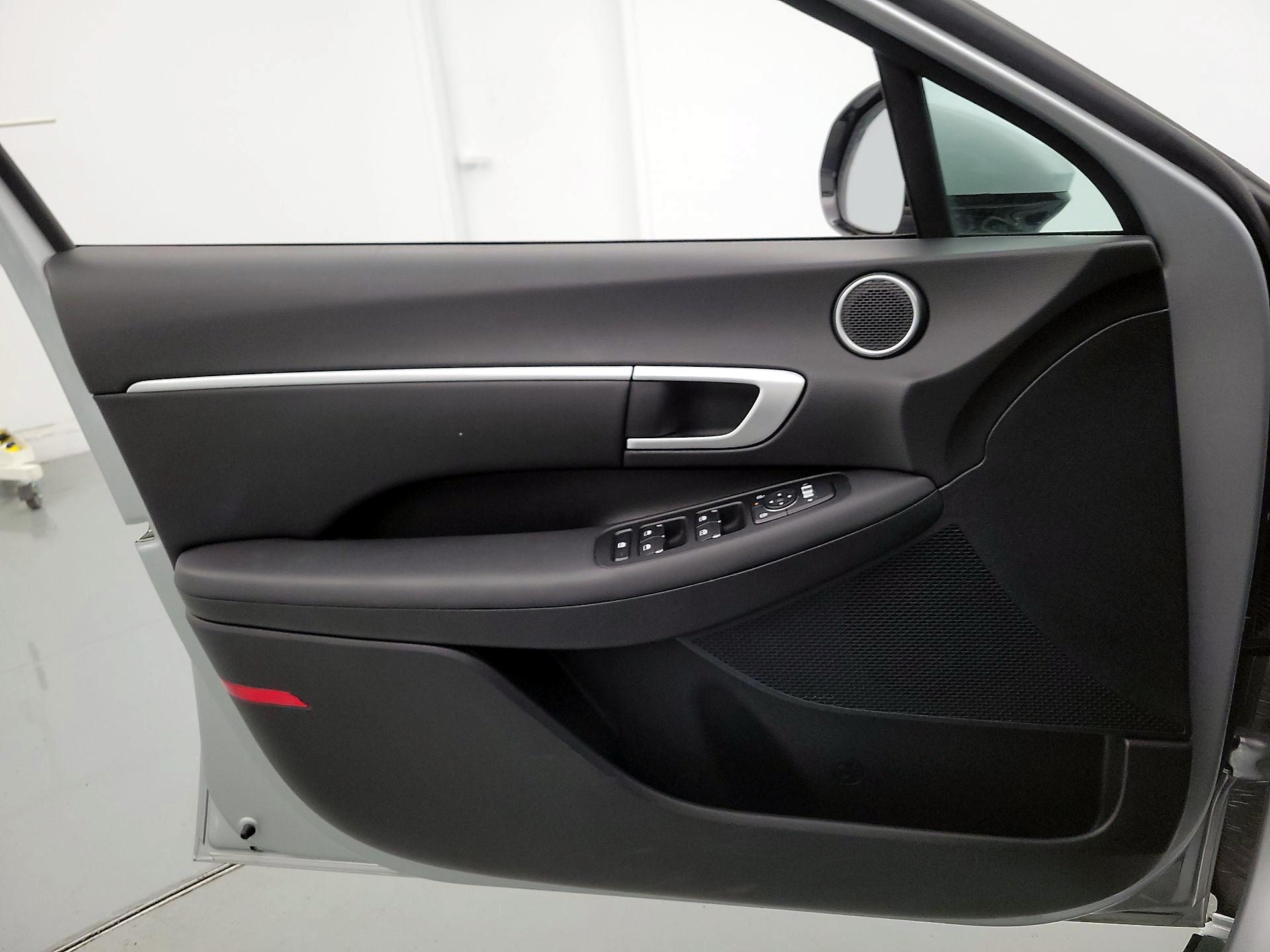 Thumbnail: 2025 Hyundai Sonata - 12