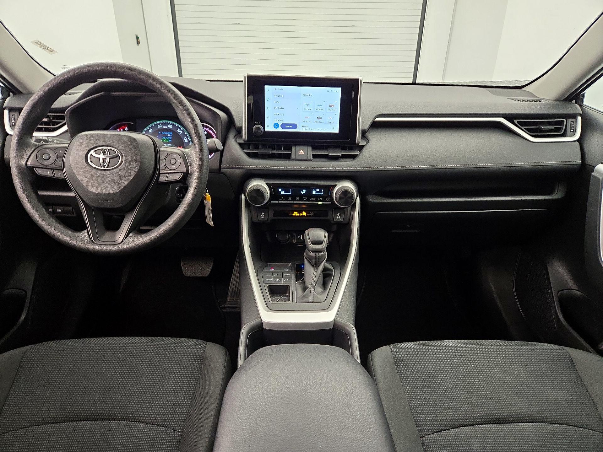 Thumbnail: 2025 Toyota RAV4 - 9