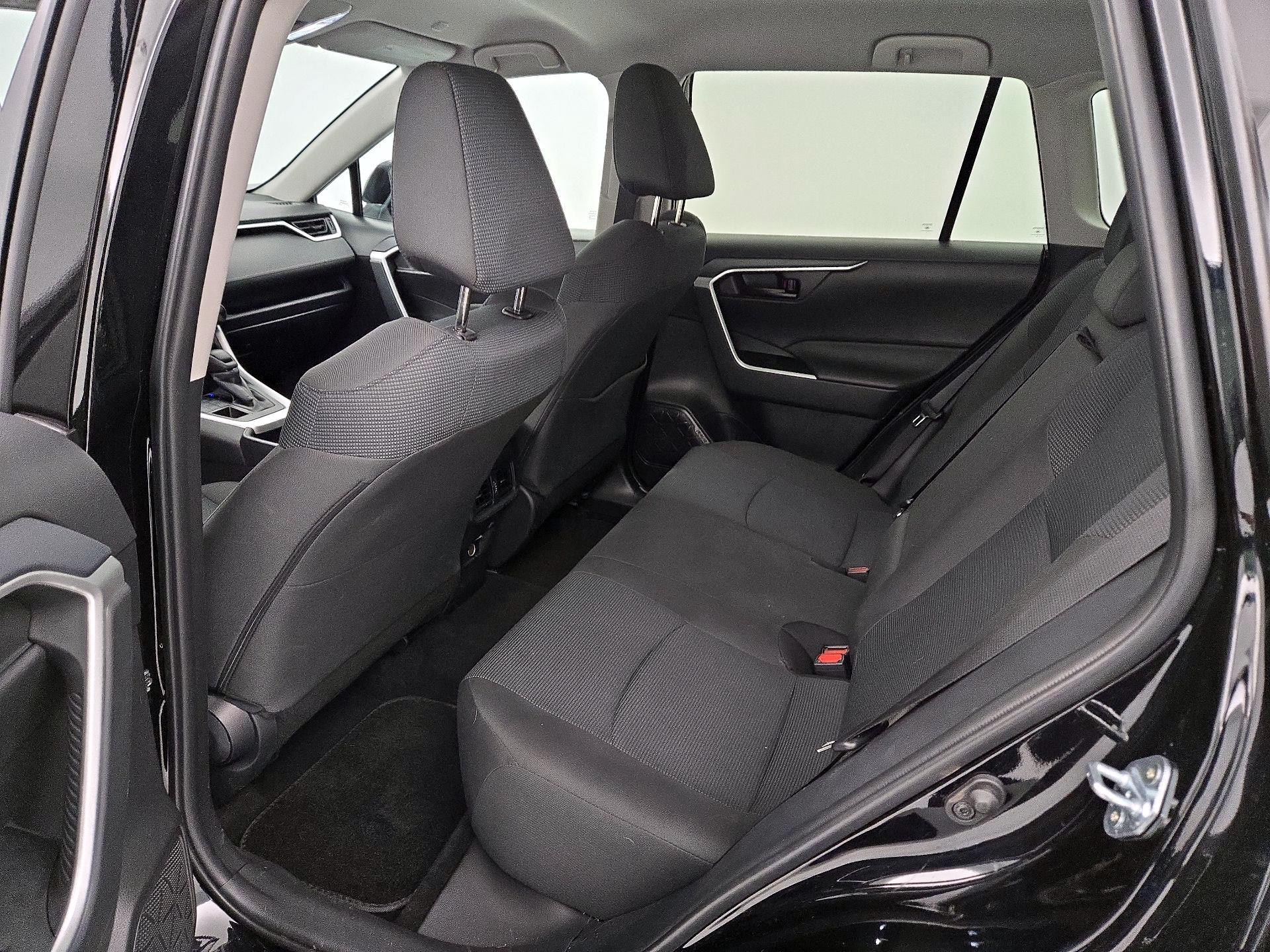 Thumbnail: 2025 Toyota RAV4 - 19