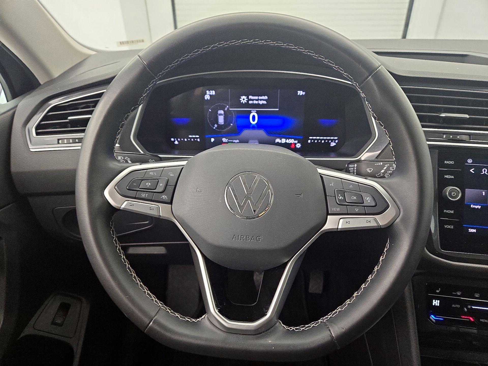 Thumbnail: 2024 Volkswagen Tiguan - 10