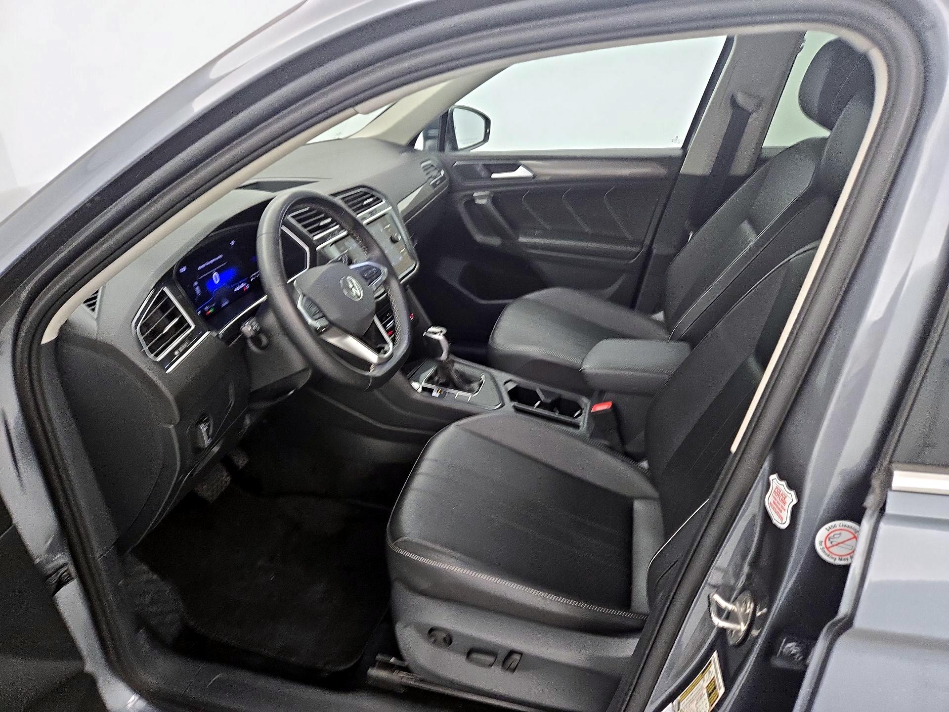 Thumbnail: 2024 Volkswagen Tiguan - 11