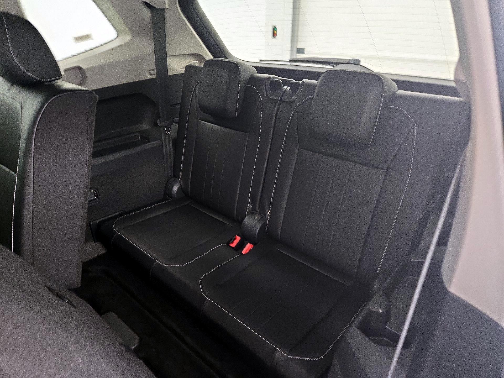 Thumbnail: 2024 Volkswagen Tiguan - 20