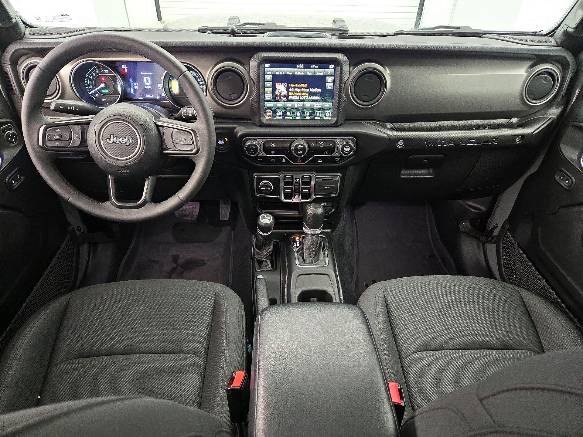 Thumbnail: 2023 Jeep Wrangler - 9