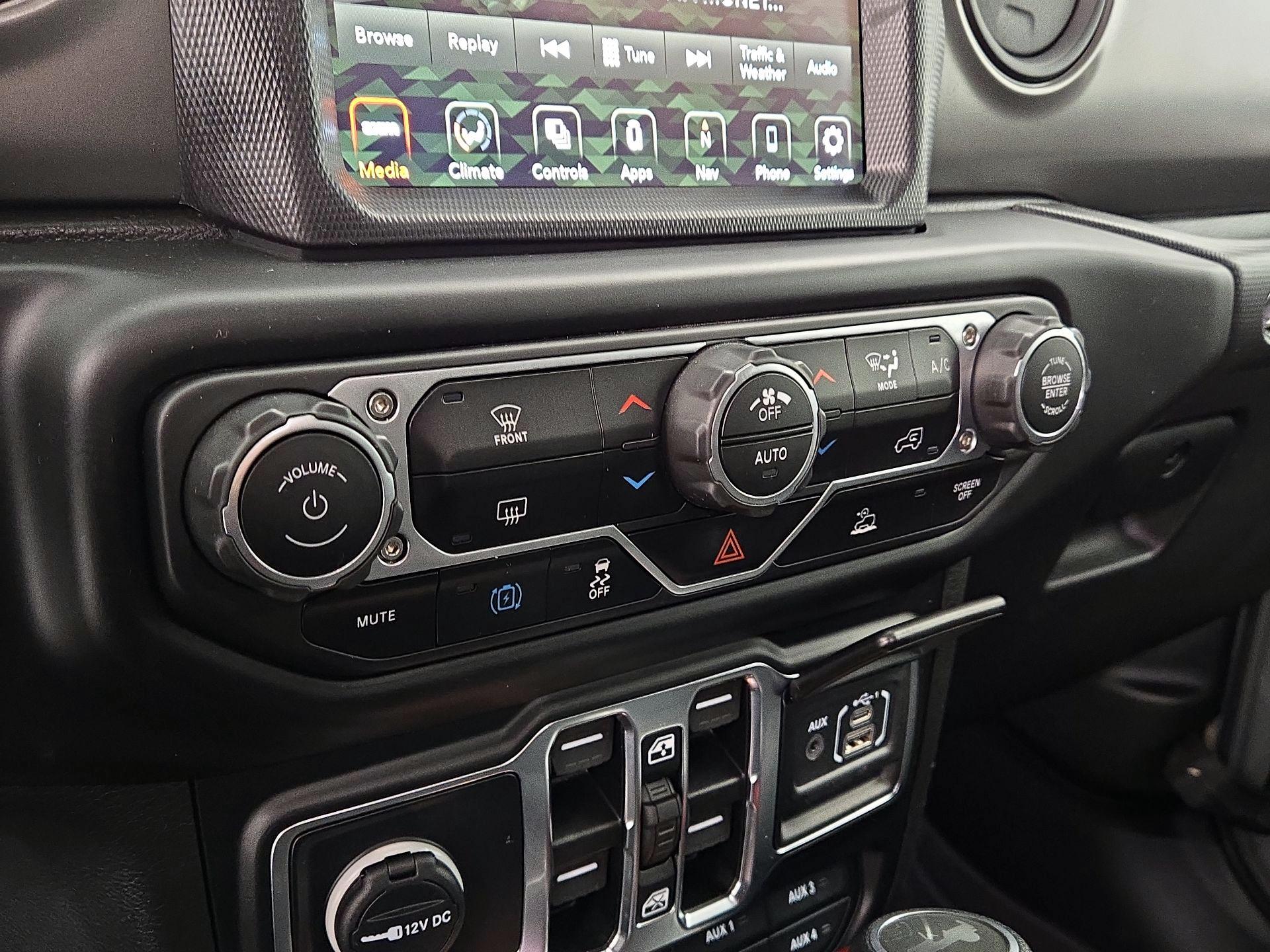 Thumbnail: 2023 Jeep Wrangler - 17