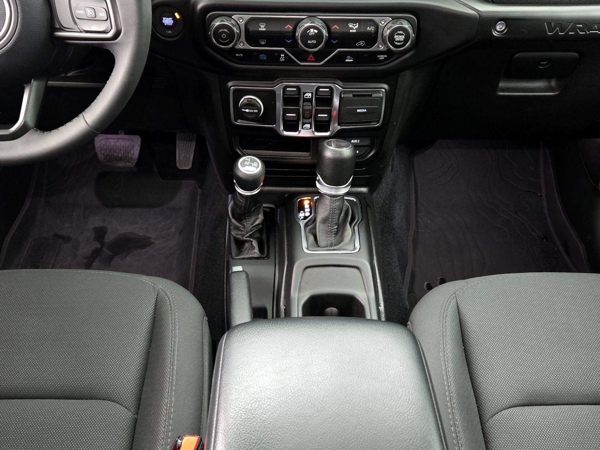 Thumbnail: 2023 Jeep Wrangler - 18