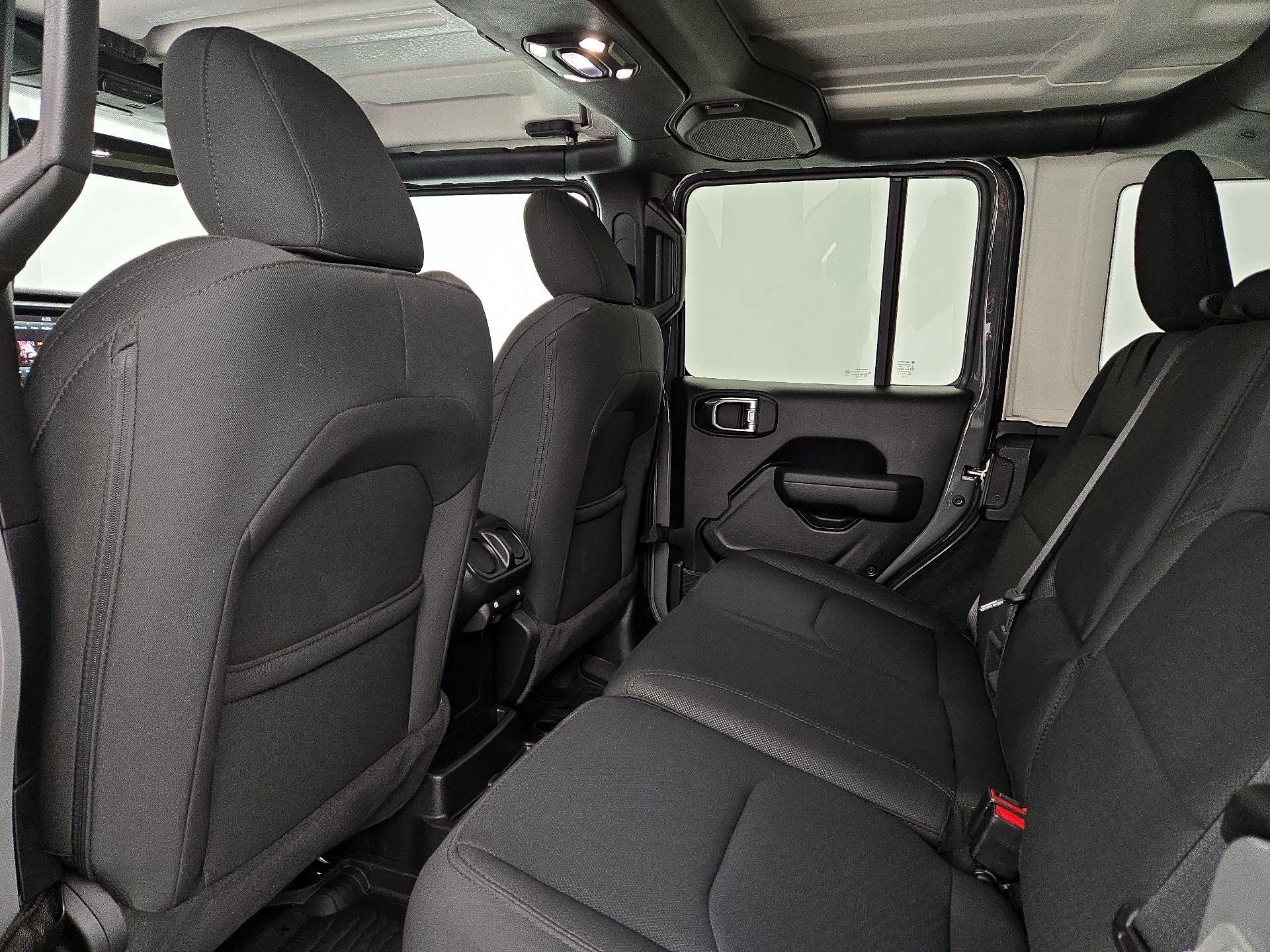 Thumbnail: 2023 Jeep Wrangler - 20