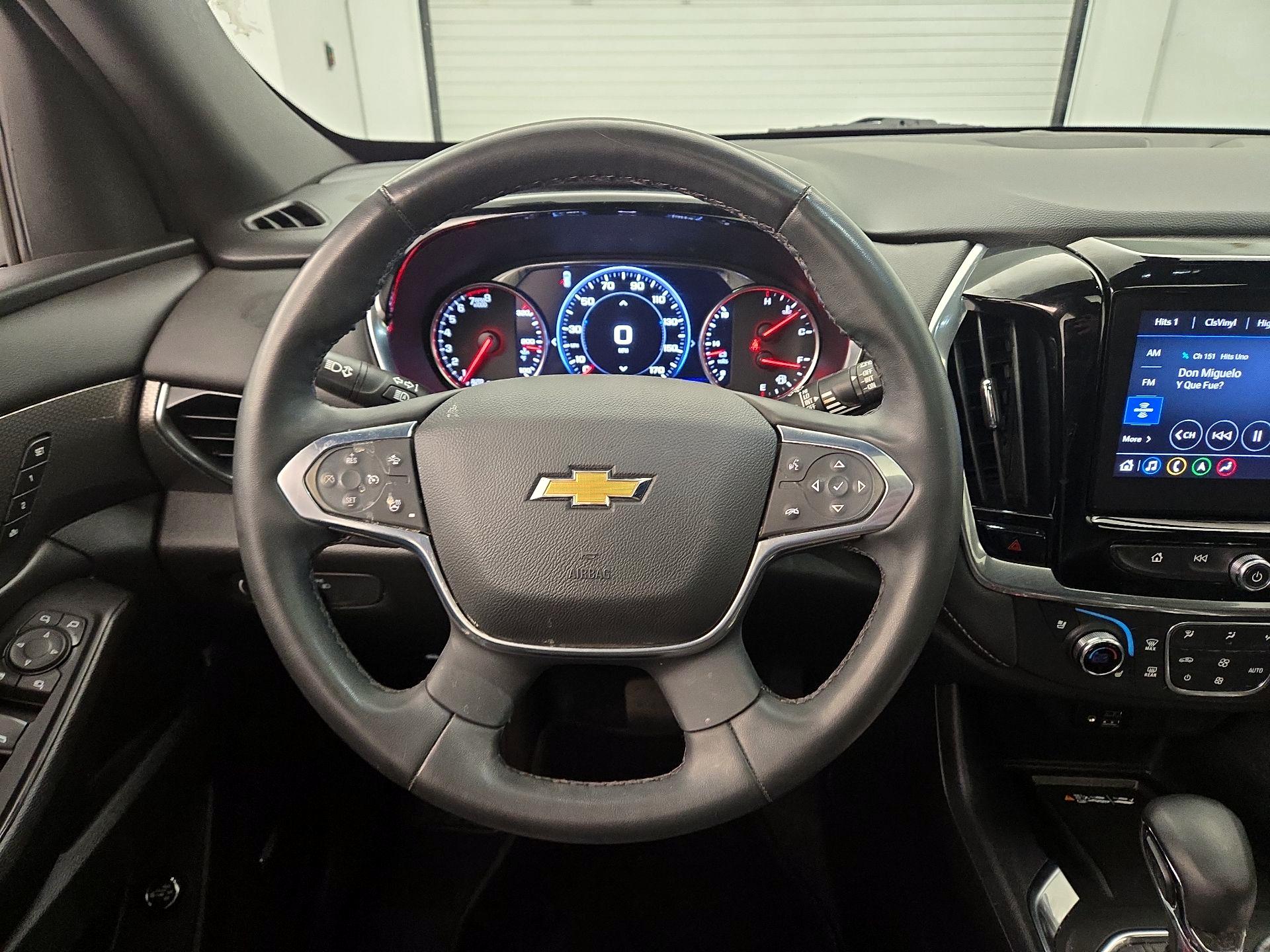 Thumbnail: 2023 Chevrolet Traverse - 10