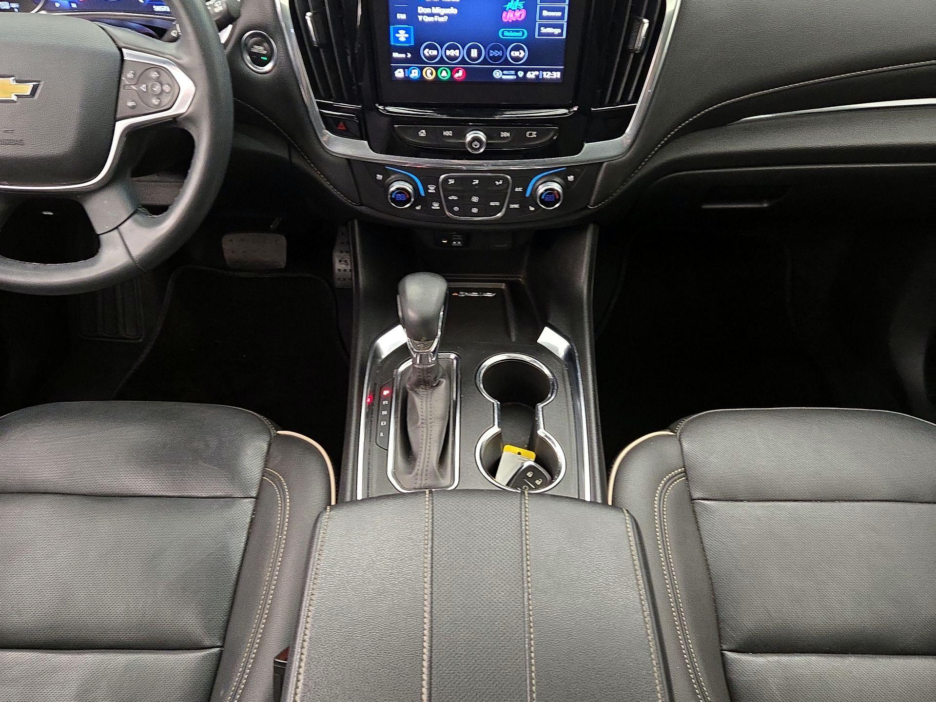 Thumbnail: 2023 Chevrolet Traverse - 17