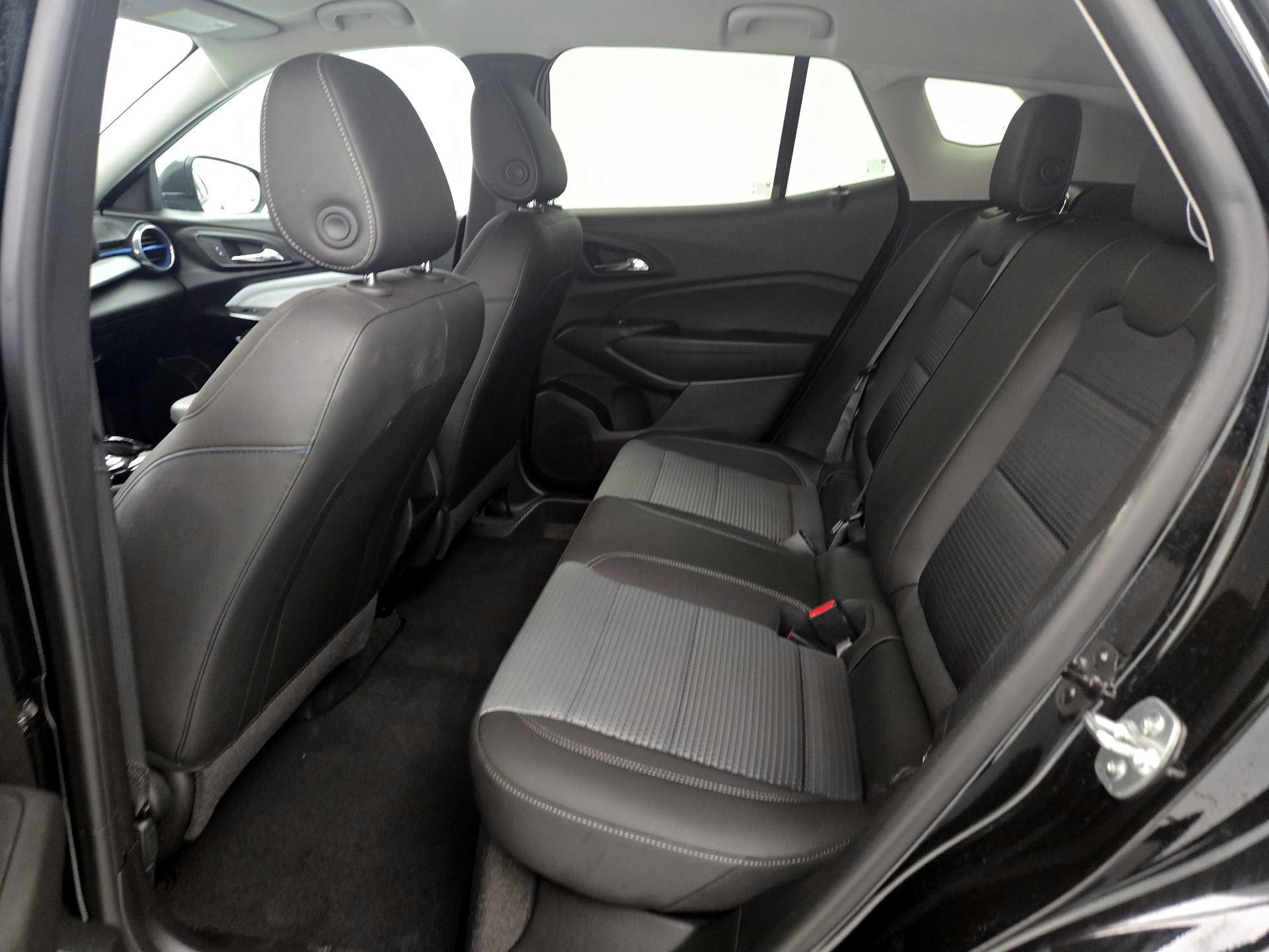 Thumbnail: 2025 Chevrolet Trax - 19