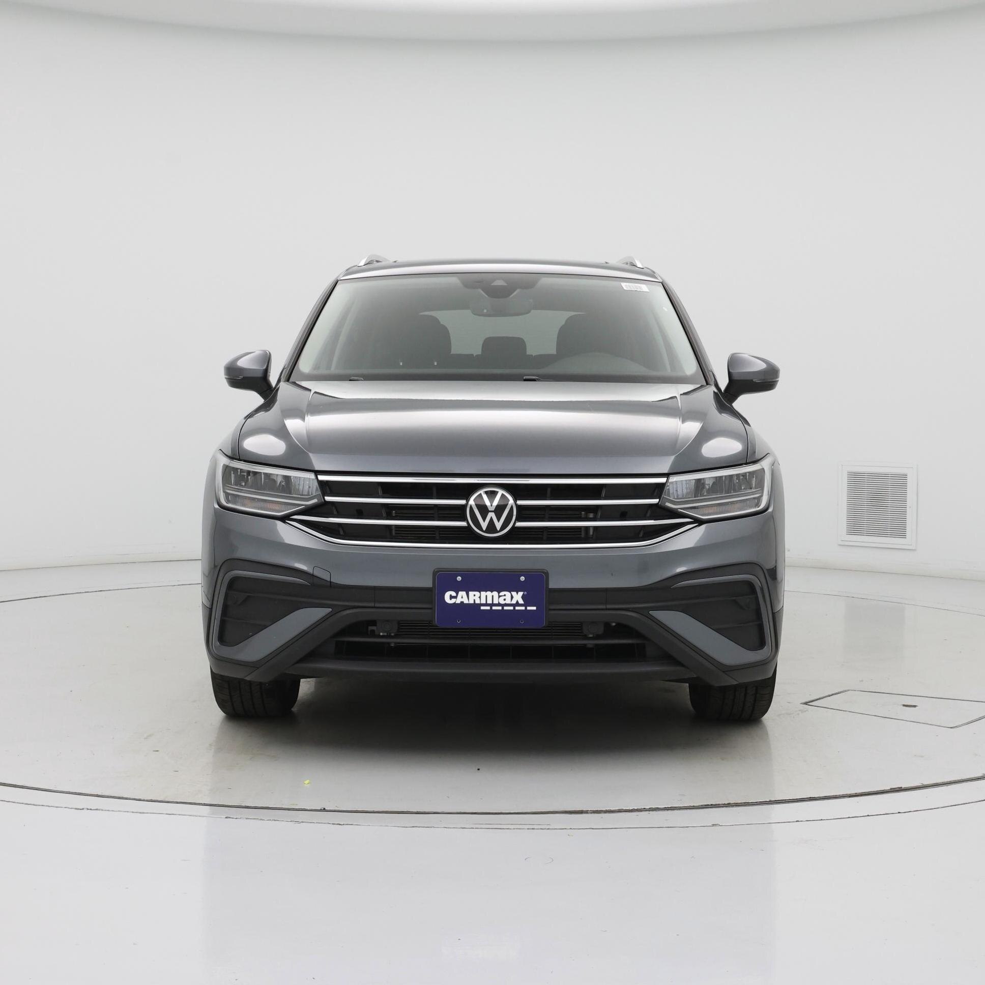 Thumbnail: 2023 Volkswagen Tiguan - 5