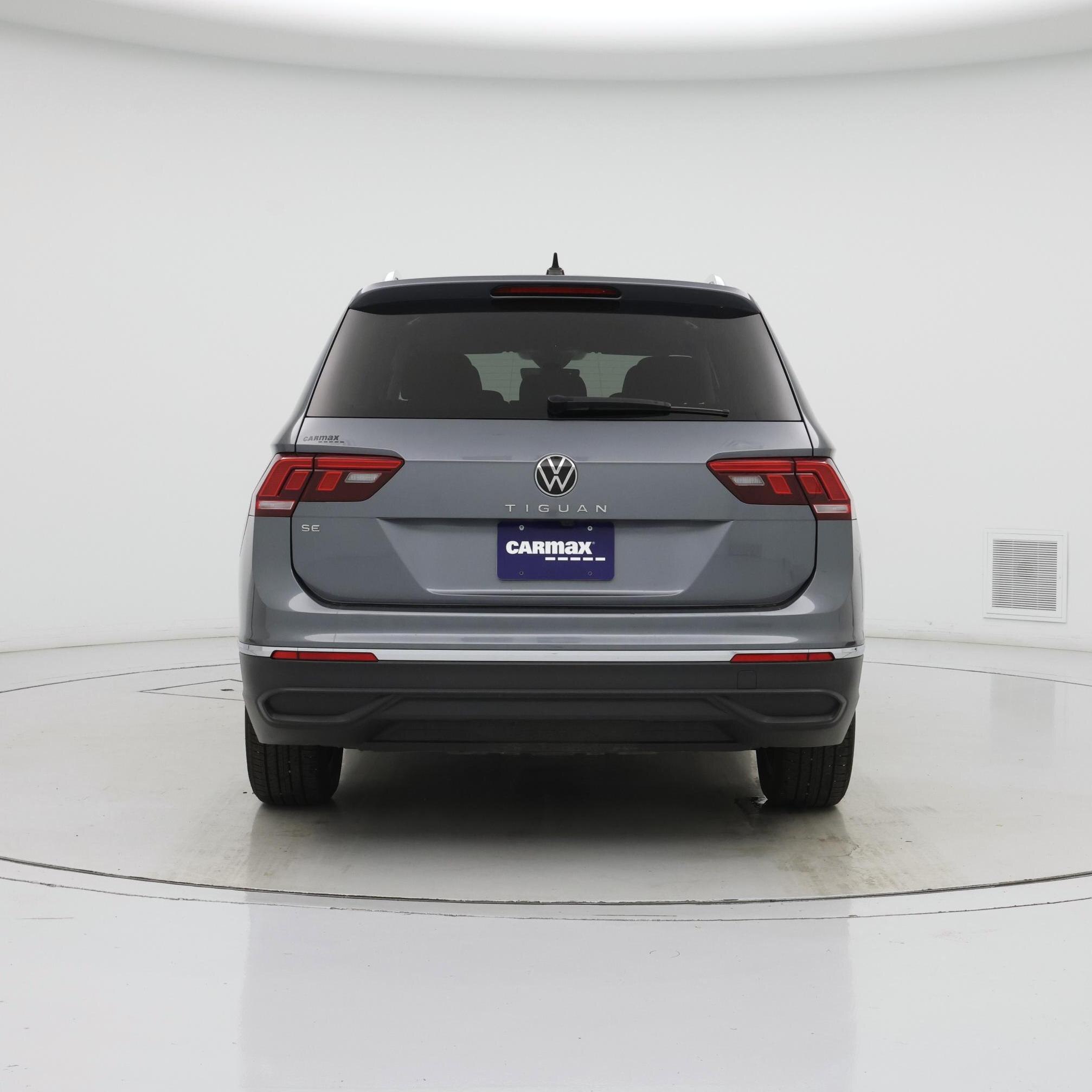 Thumbnail: 2023 Volkswagen Tiguan - 6