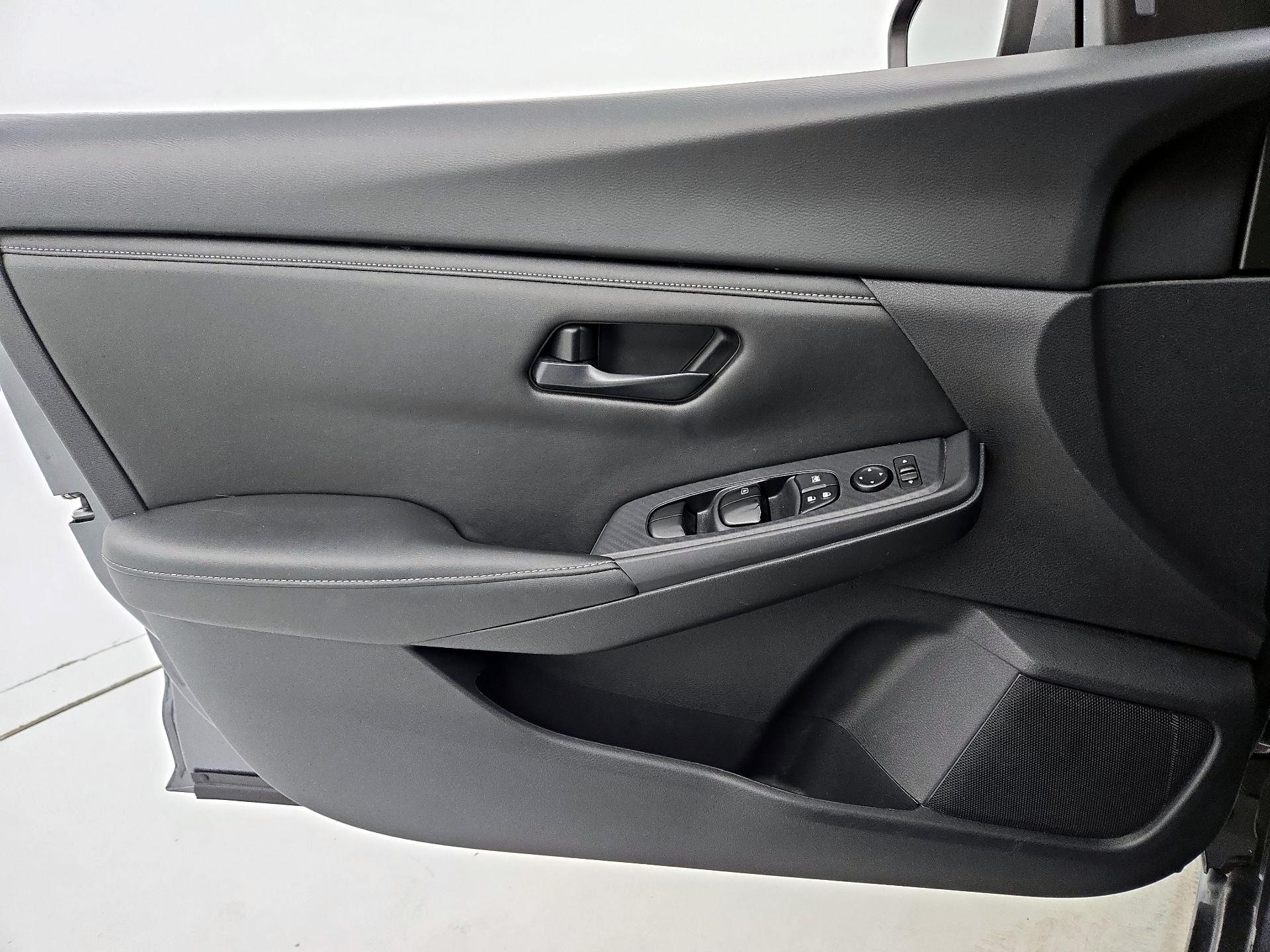 Thumbnail: 2024 Nissan Sentra - 12