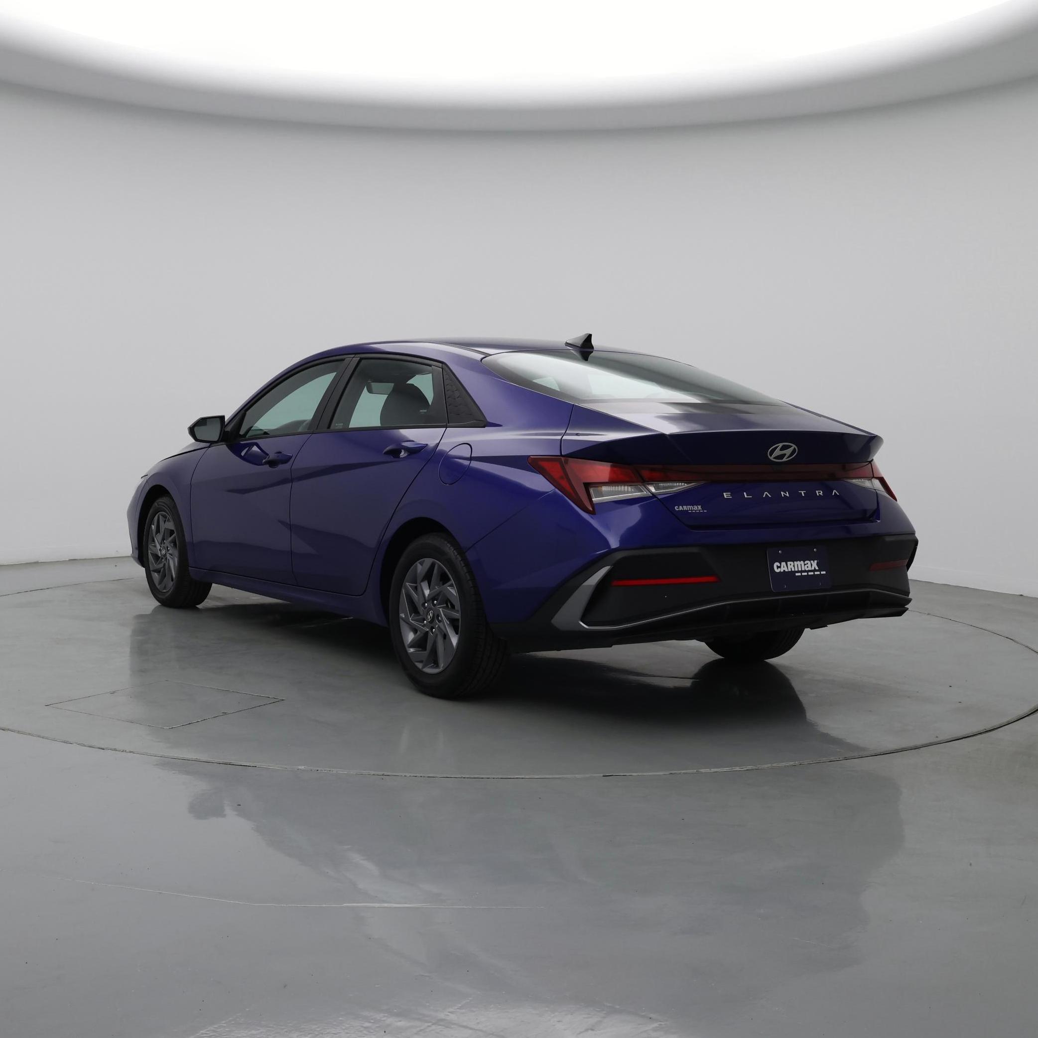 Thumbnail: 2024 Hyundai Elantra - 2