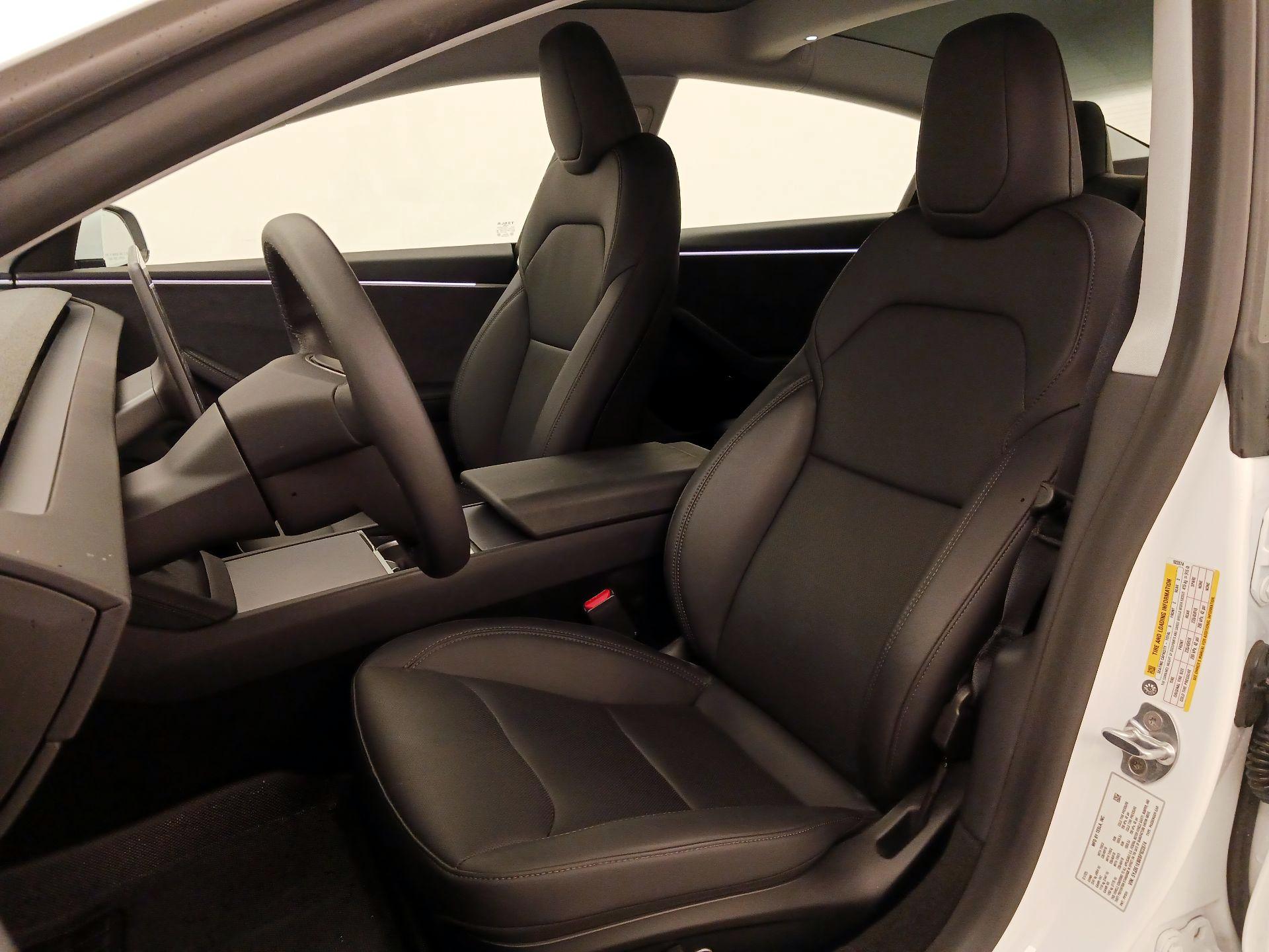 Thumbnail: 2025 Tesla Model 3 - 11