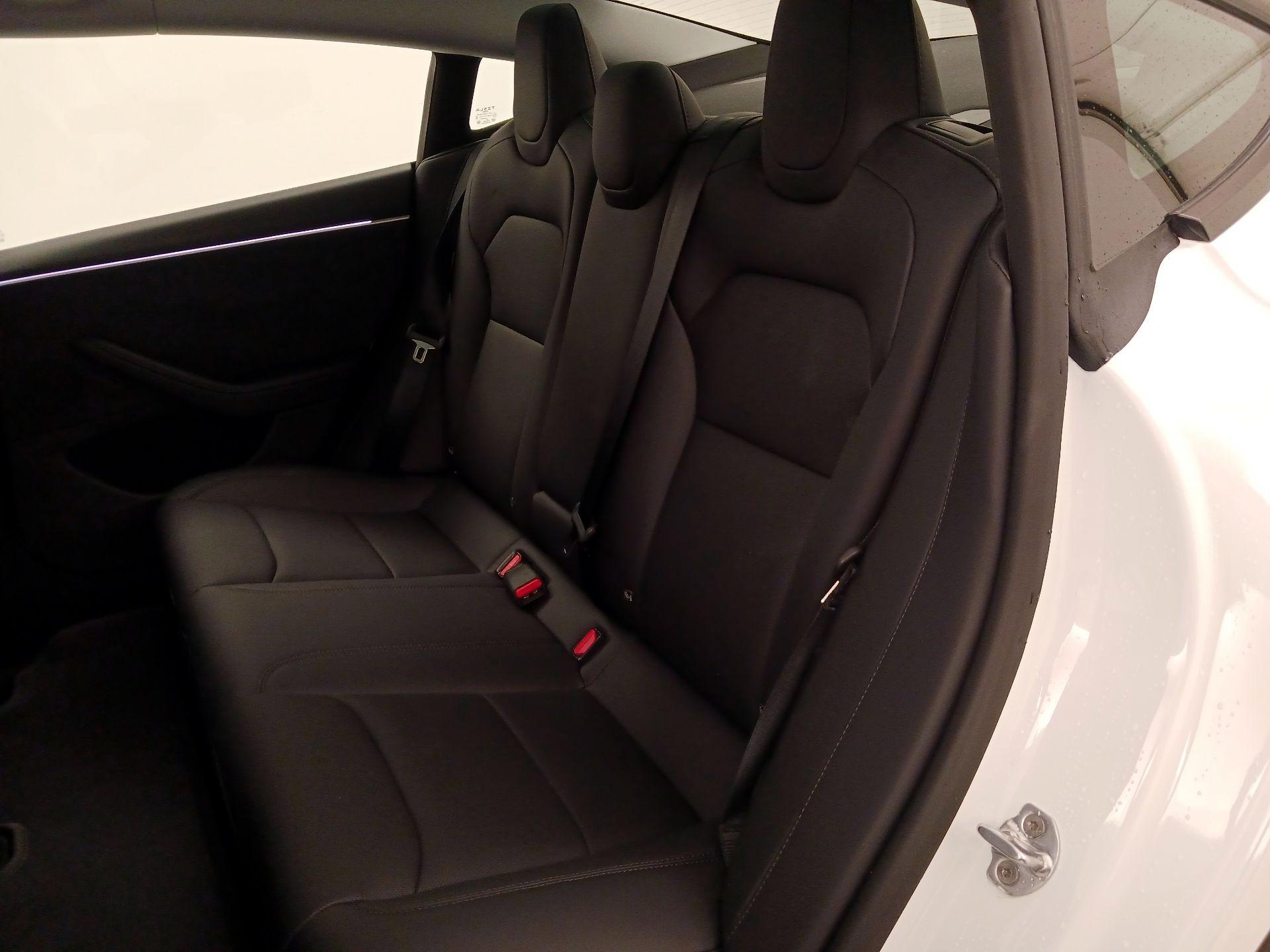 Thumbnail: 2025 Tesla Model 3 - 19