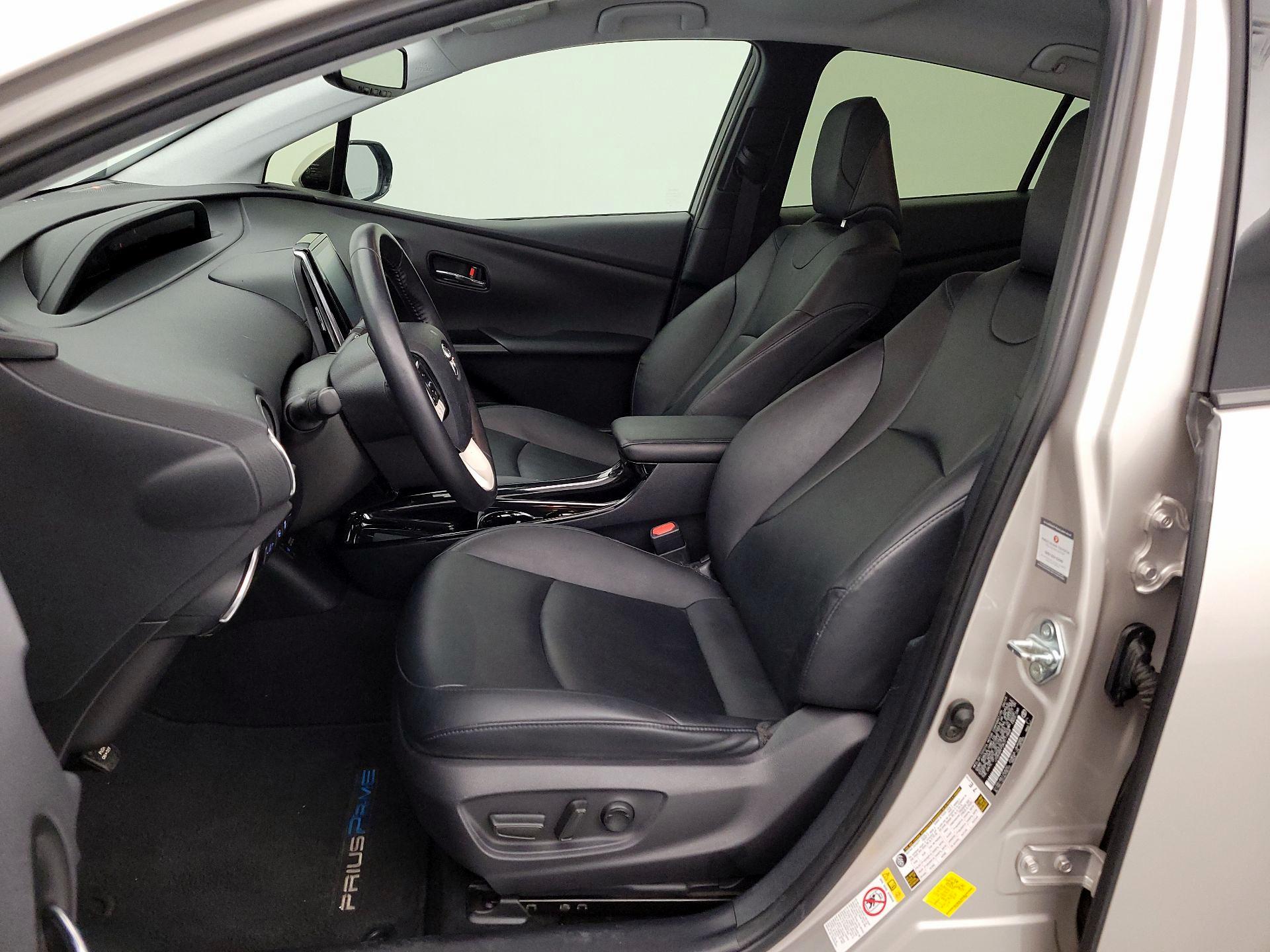 Thumbnail: 2019 Toyota Prius Prime - 11