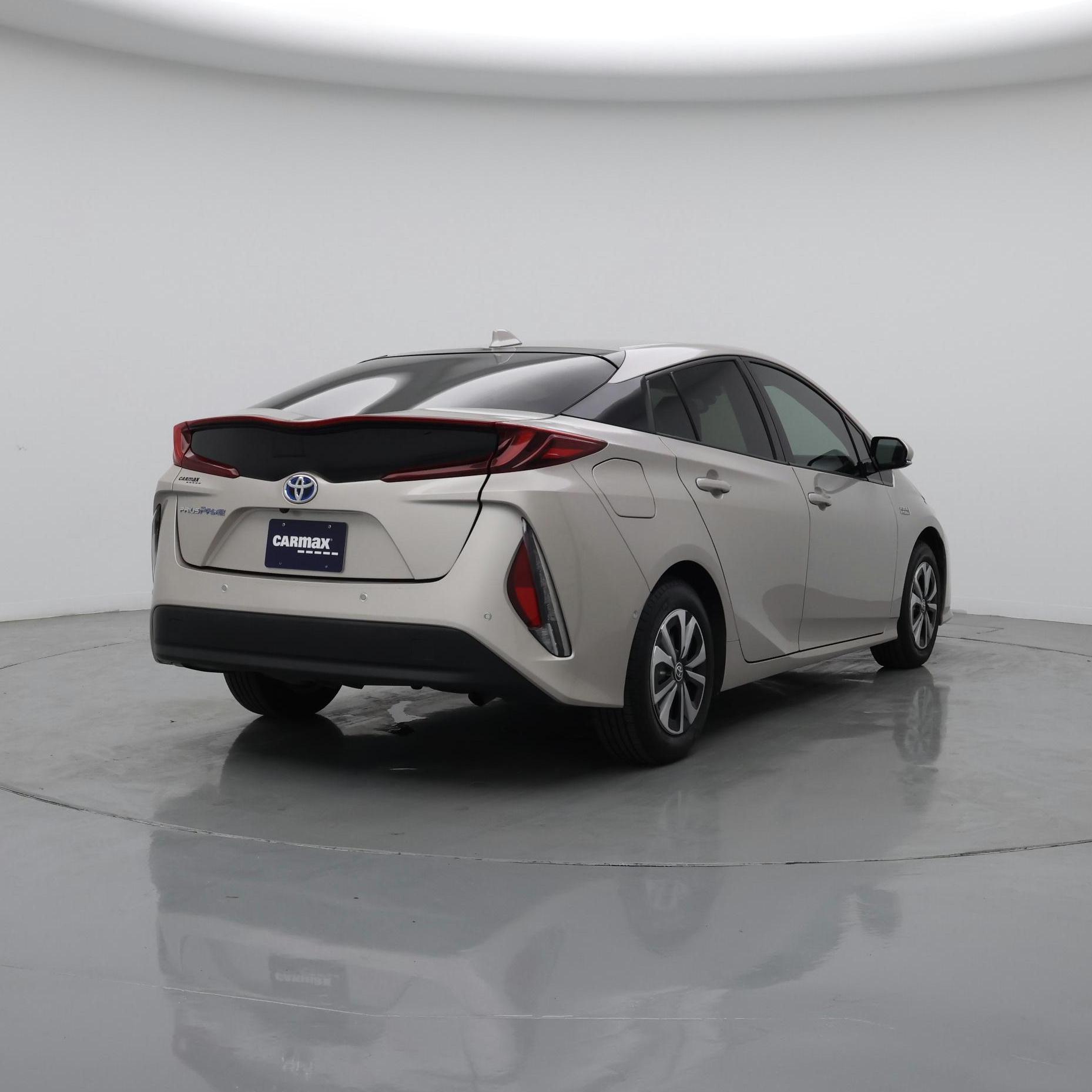 Thumbnail: 2019 Toyota Prius Prime - 8