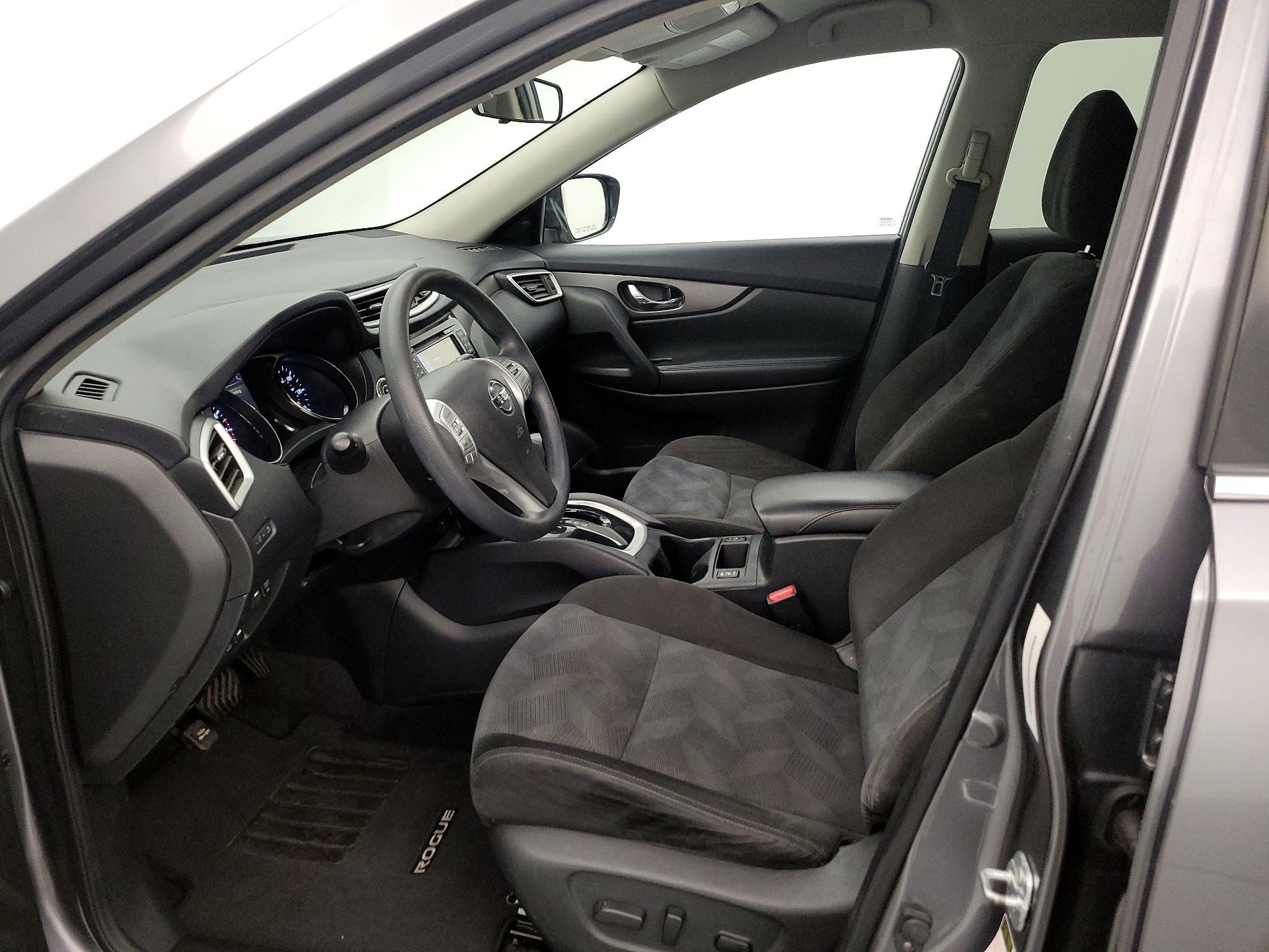 Thumbnail: 2016 Nissan Rogue - 11