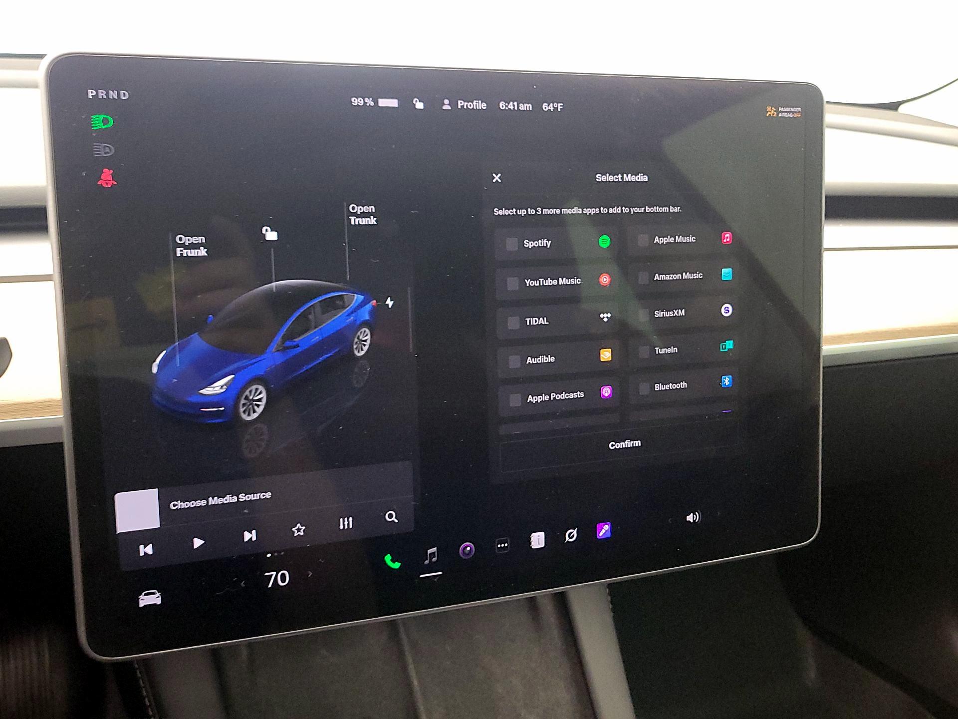 Thumbnail: 2023 Tesla Model 3 - 15