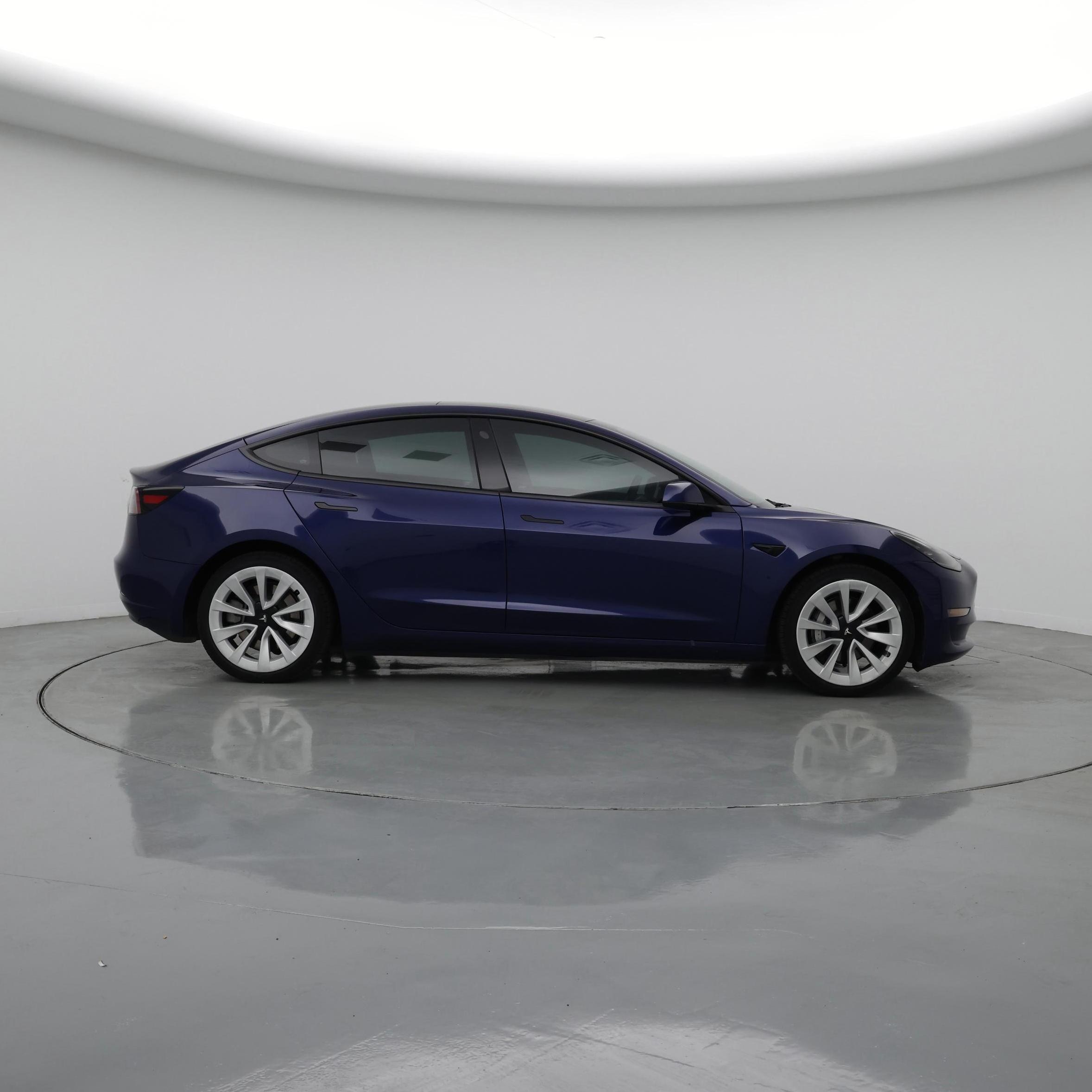 Thumbnail: 2023 Tesla Model 3 - 7