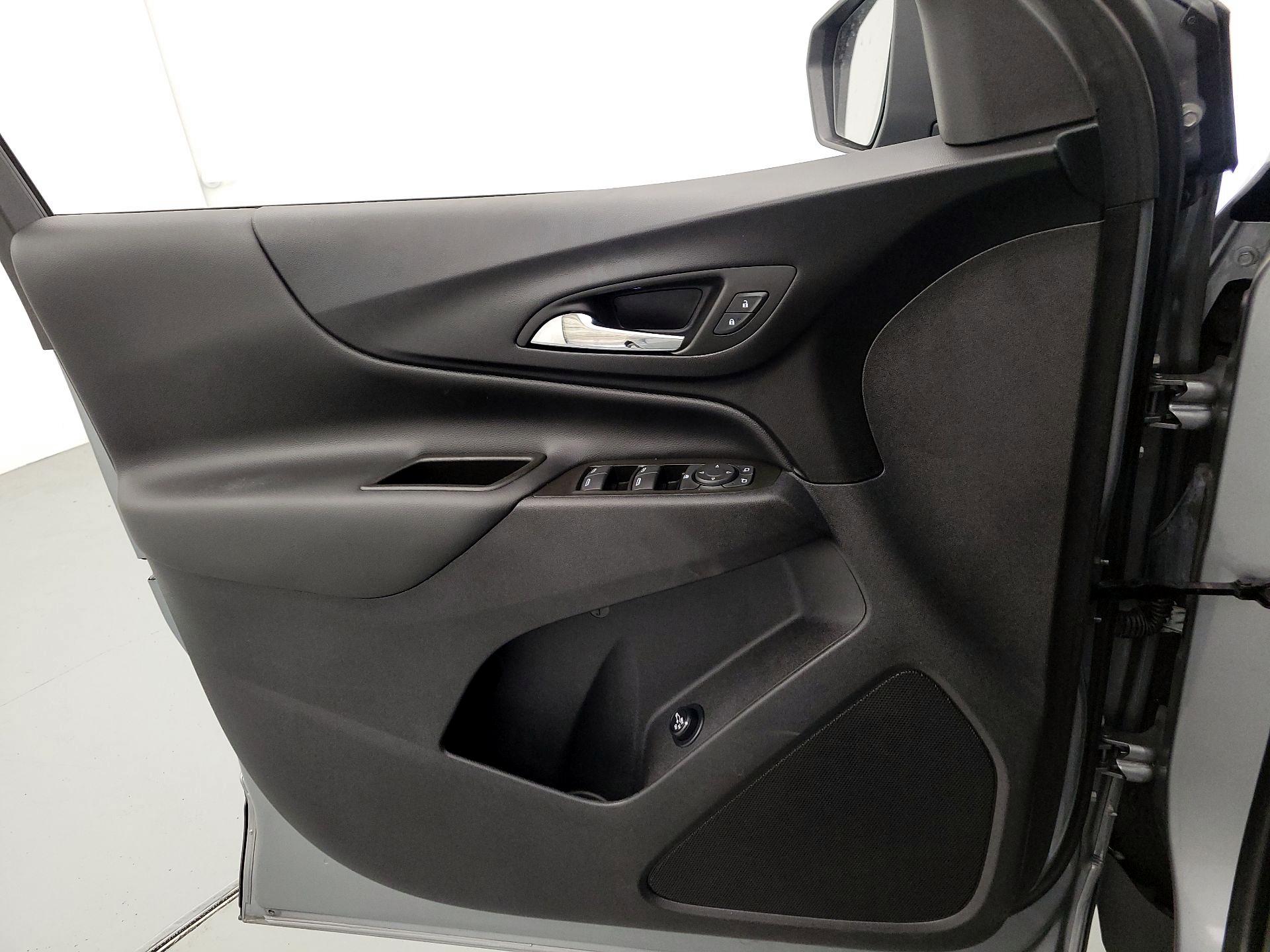 Thumbnail: 2024 Chevrolet Equinox - 12