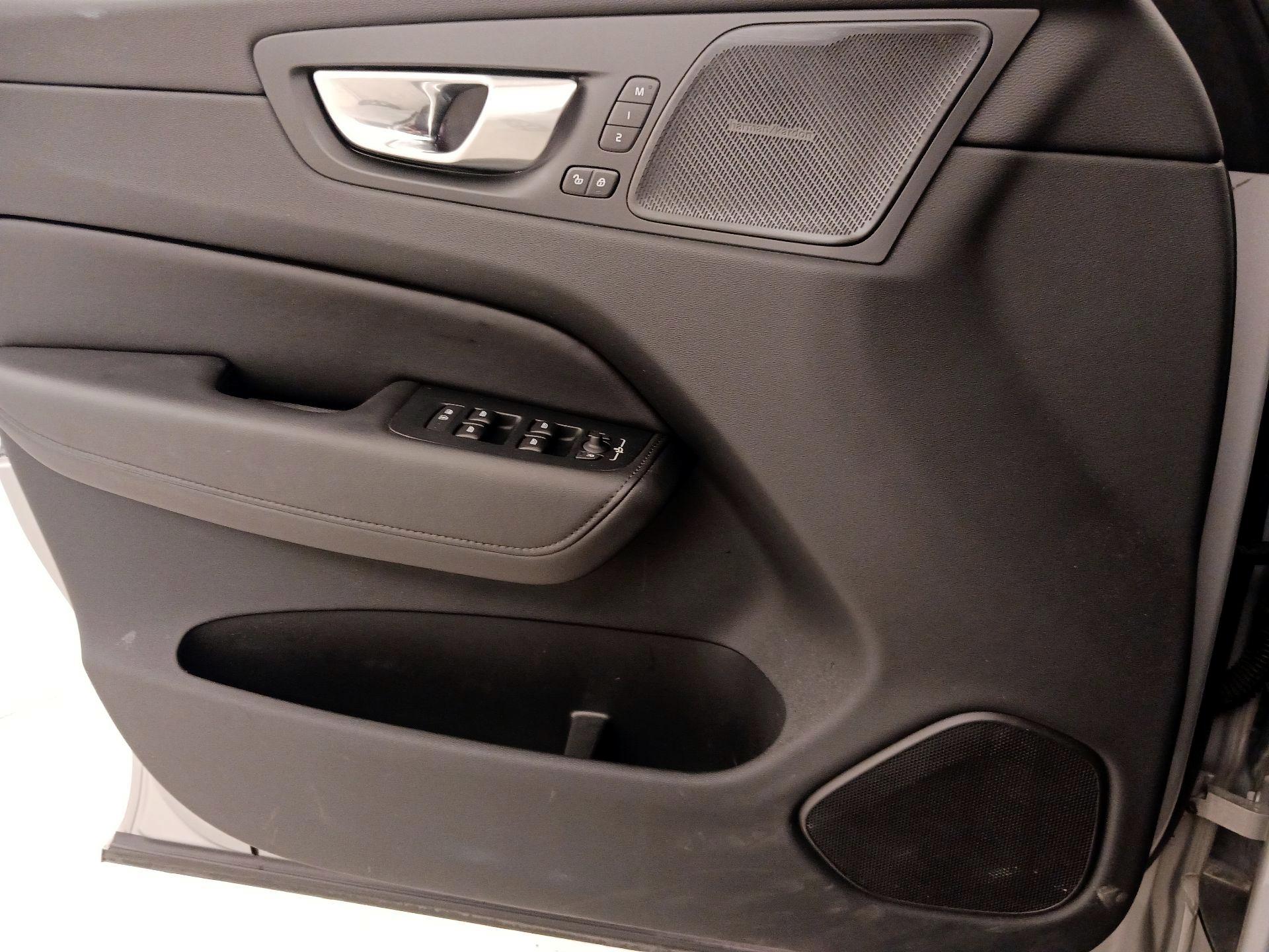 Thumbnail: 2024 Volvo XC60 - 12