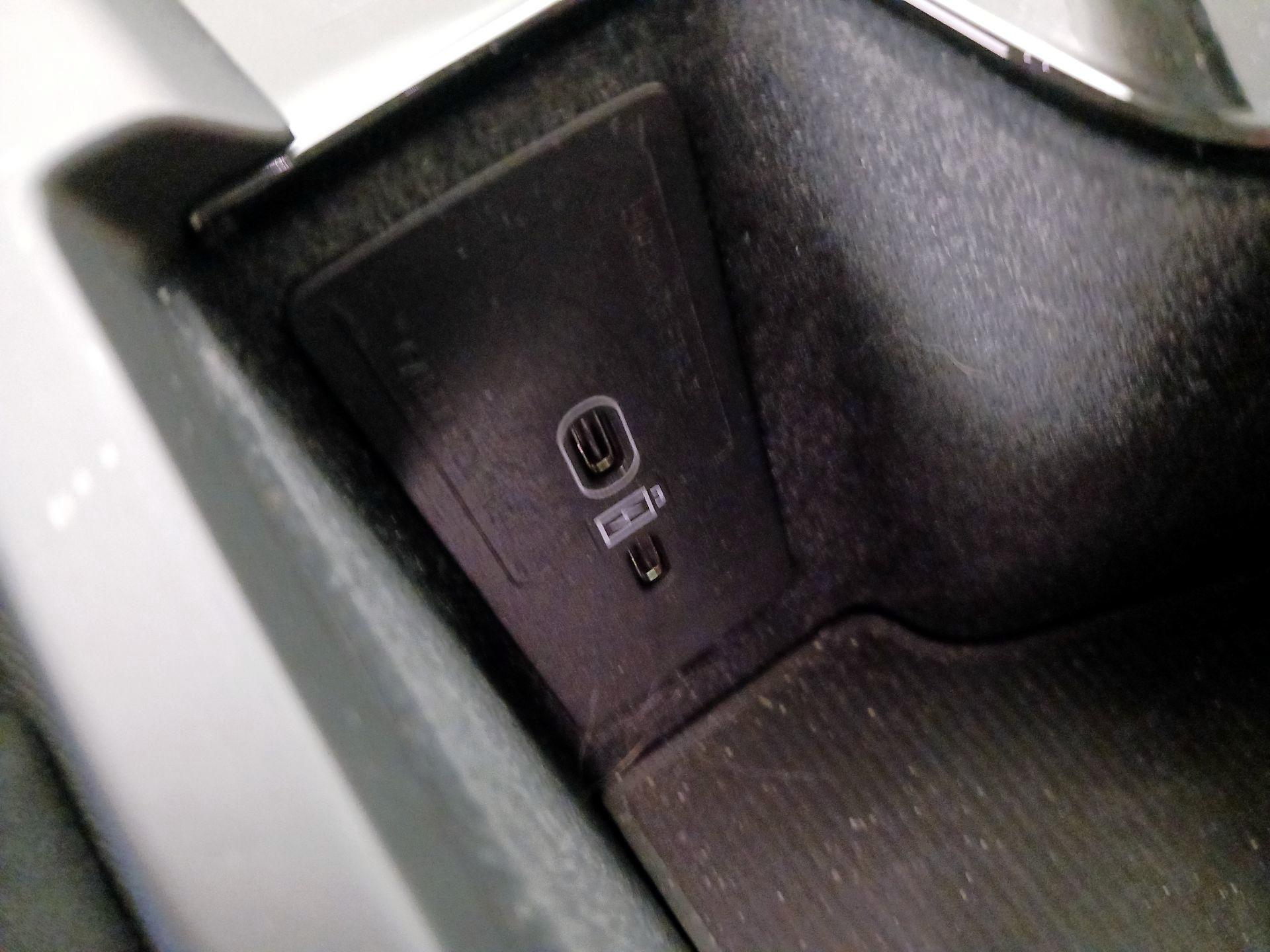 Thumbnail: 2024 Volvo XC60 - 19