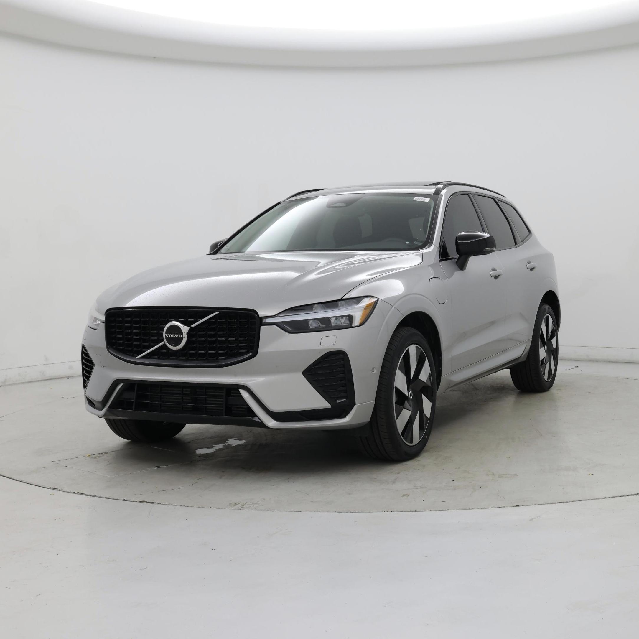 Thumbnail: 2024 Volvo XC60 - 4