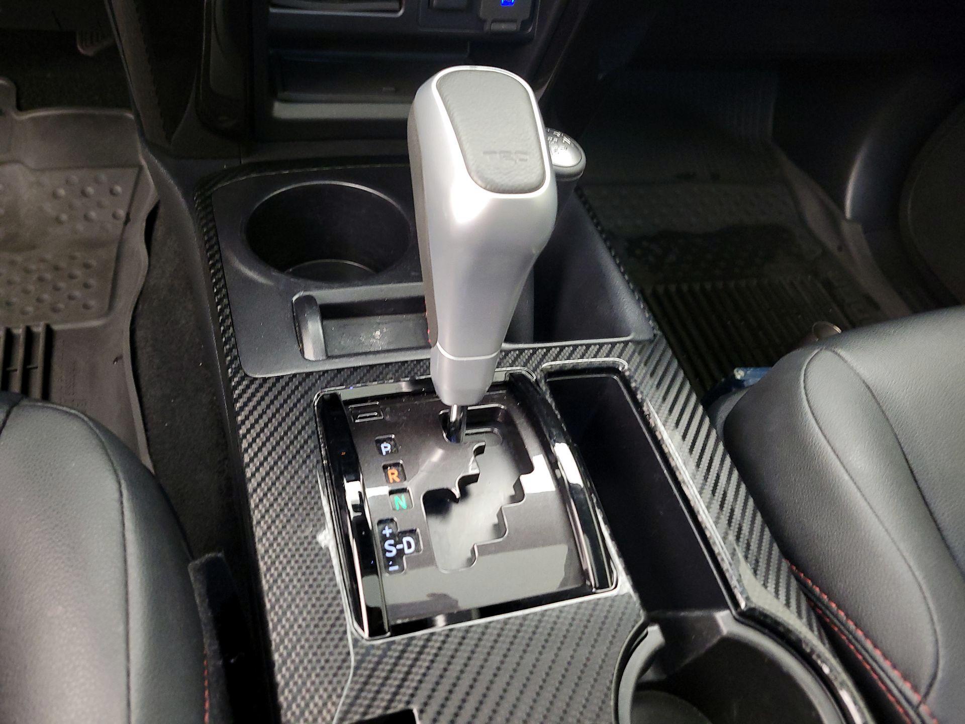 Thumbnail: 2023 Toyota 4Runner - 18